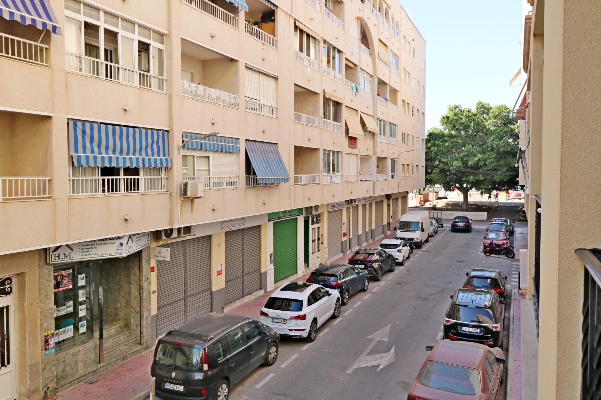 Återförsäljning - Apartment -
Torrevieja - Acequion
