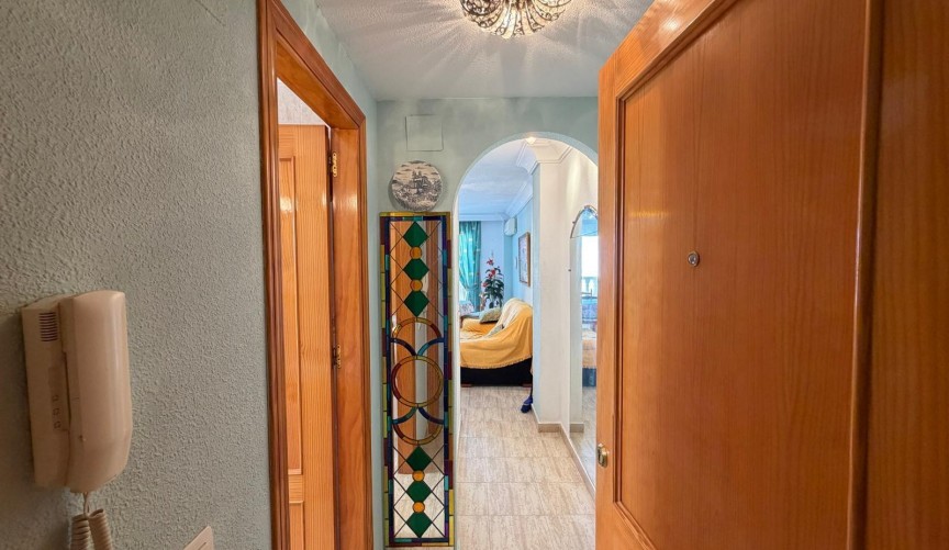 Återförsäljning - Apartment -
Torrevieja - Acequion