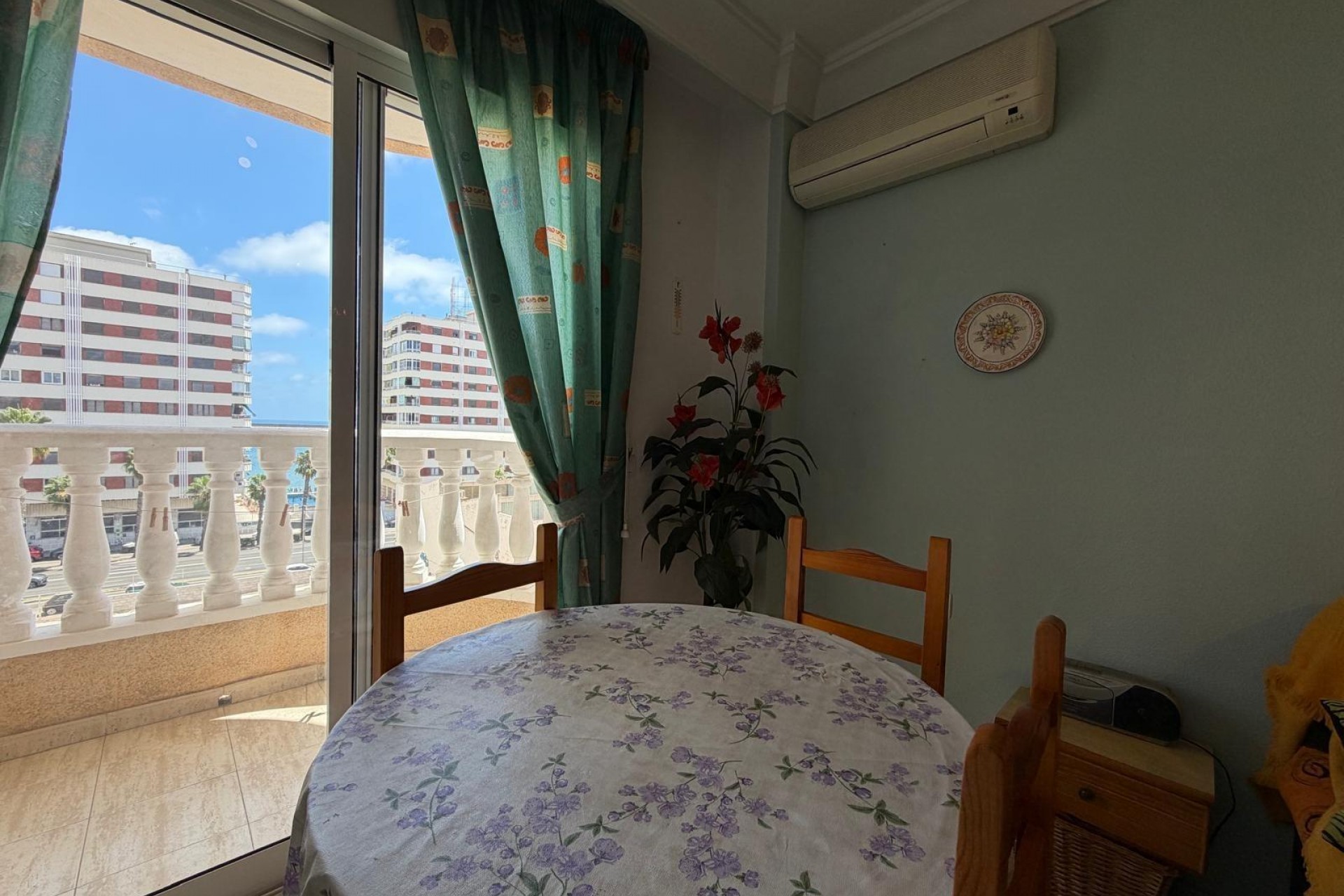 Återförsäljning - Apartment -
Torrevieja - Acequion