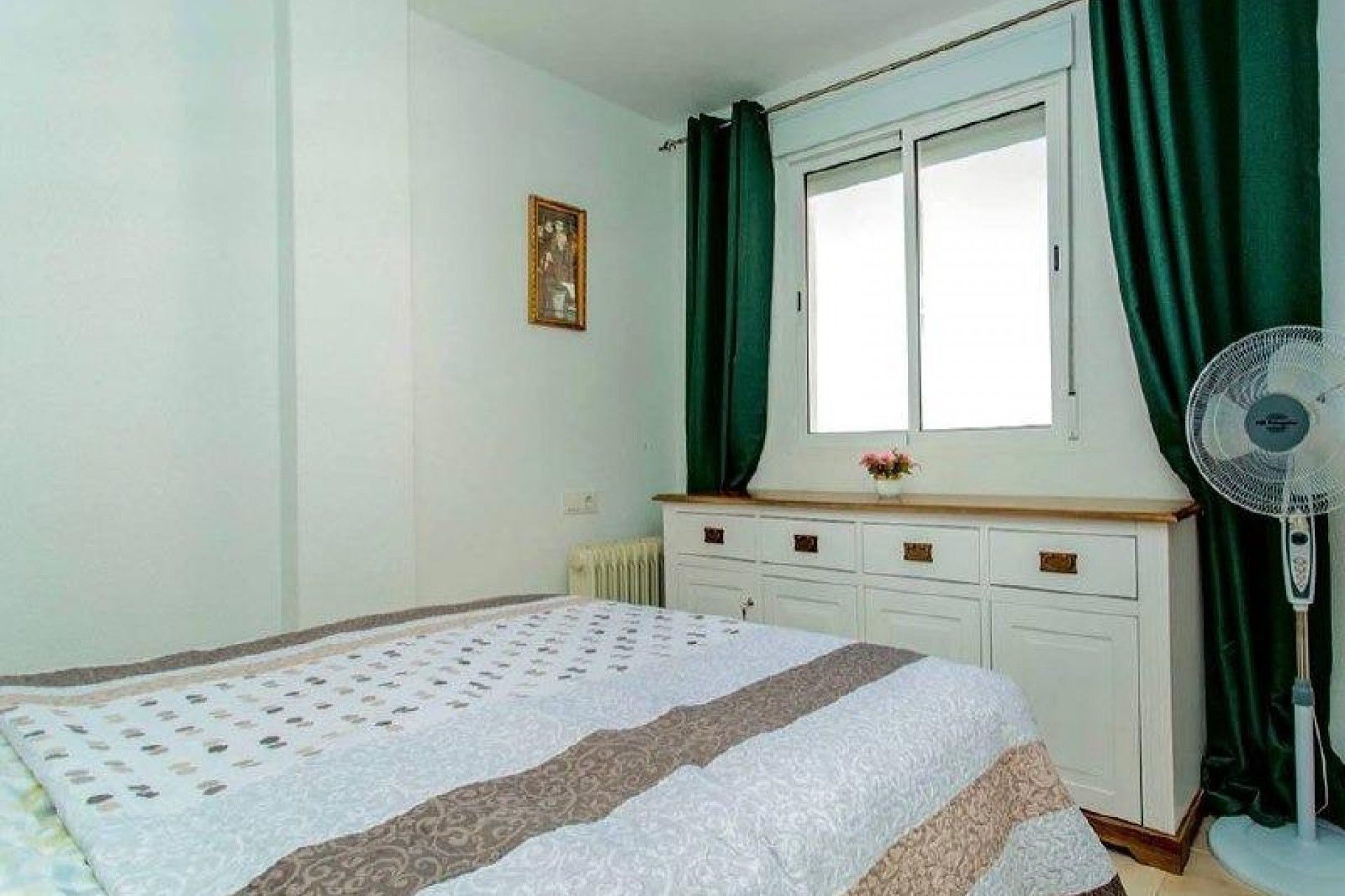 Återförsäljning - Apartment -
Torrevieja - Aguas Nuevas 2