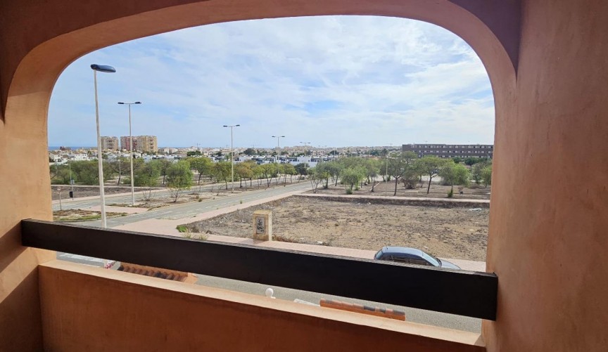 Återförsäljning - Apartment -
Torrevieja - aguas nuevas