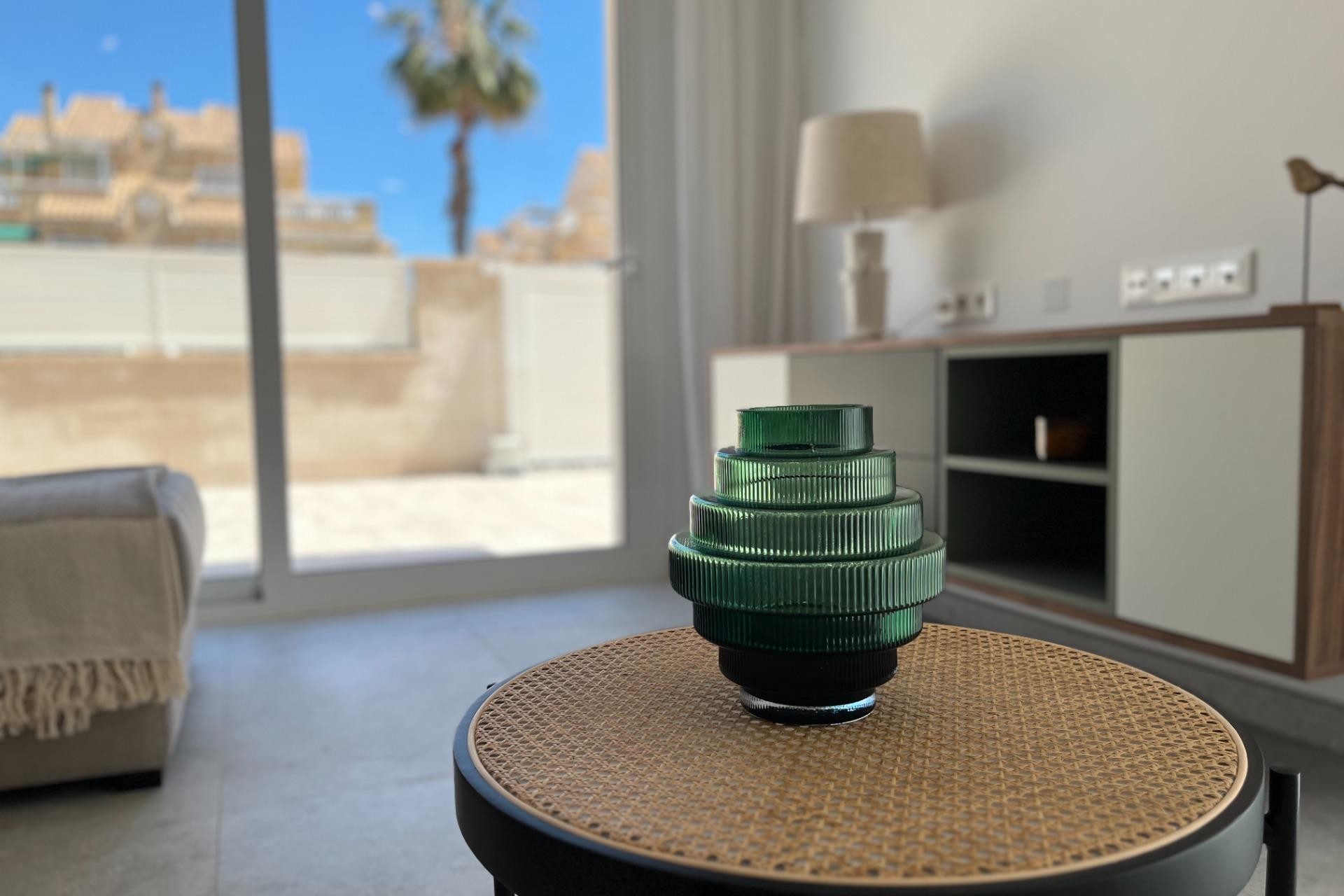 Återförsäljning - Apartment -
Torrevieja - aguas nuevas