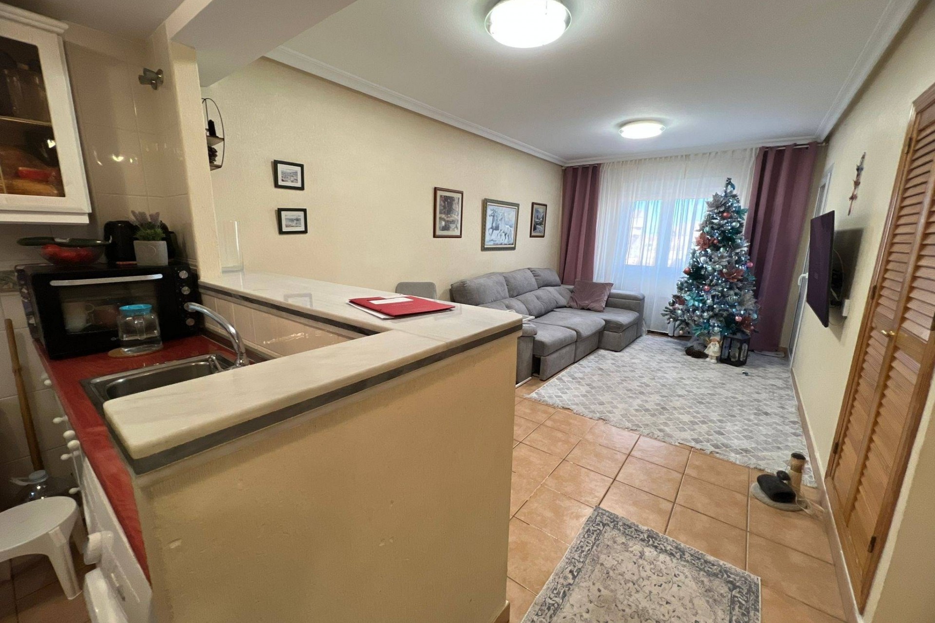 Återförsäljning - Apartment -
Torrevieja - aguas nuevas