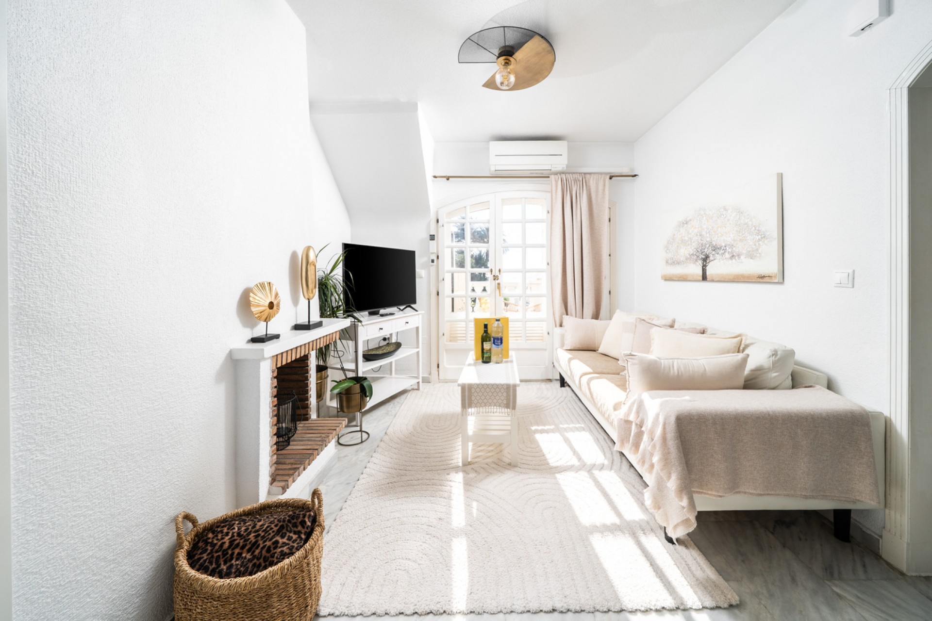 Återförsäljning - Apartment -
Torrevieja - aguas nuevas