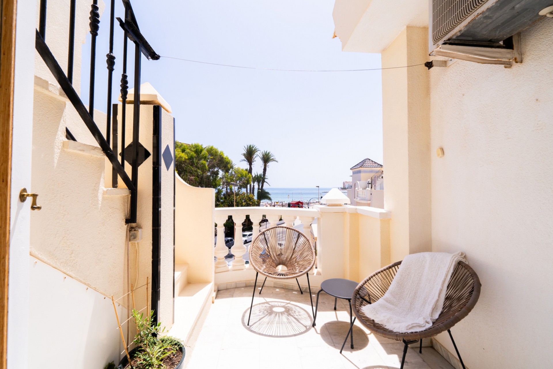 Återförsäljning - Apartment -
Torrevieja - aguas nuevas