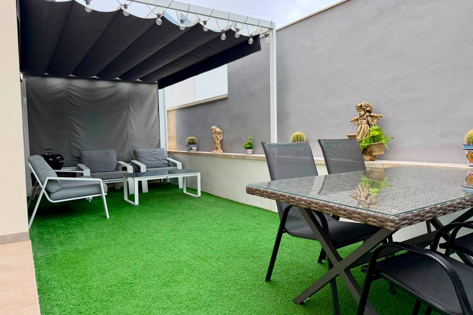 Återförsäljning - Apartment -
Torrevieja - aguas nuevas