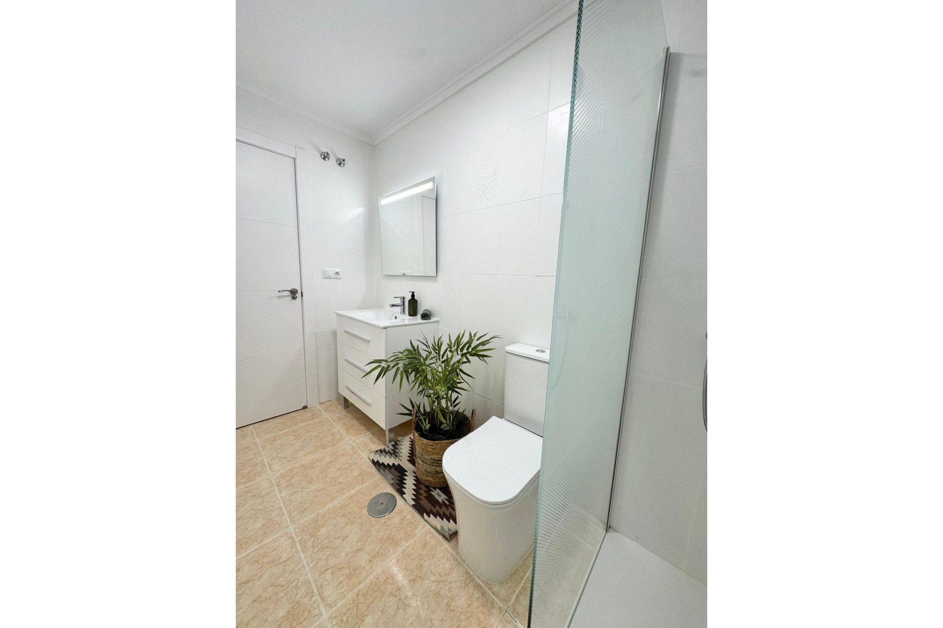 Återförsäljning - Apartment -
Torrevieja - Antonio Machado