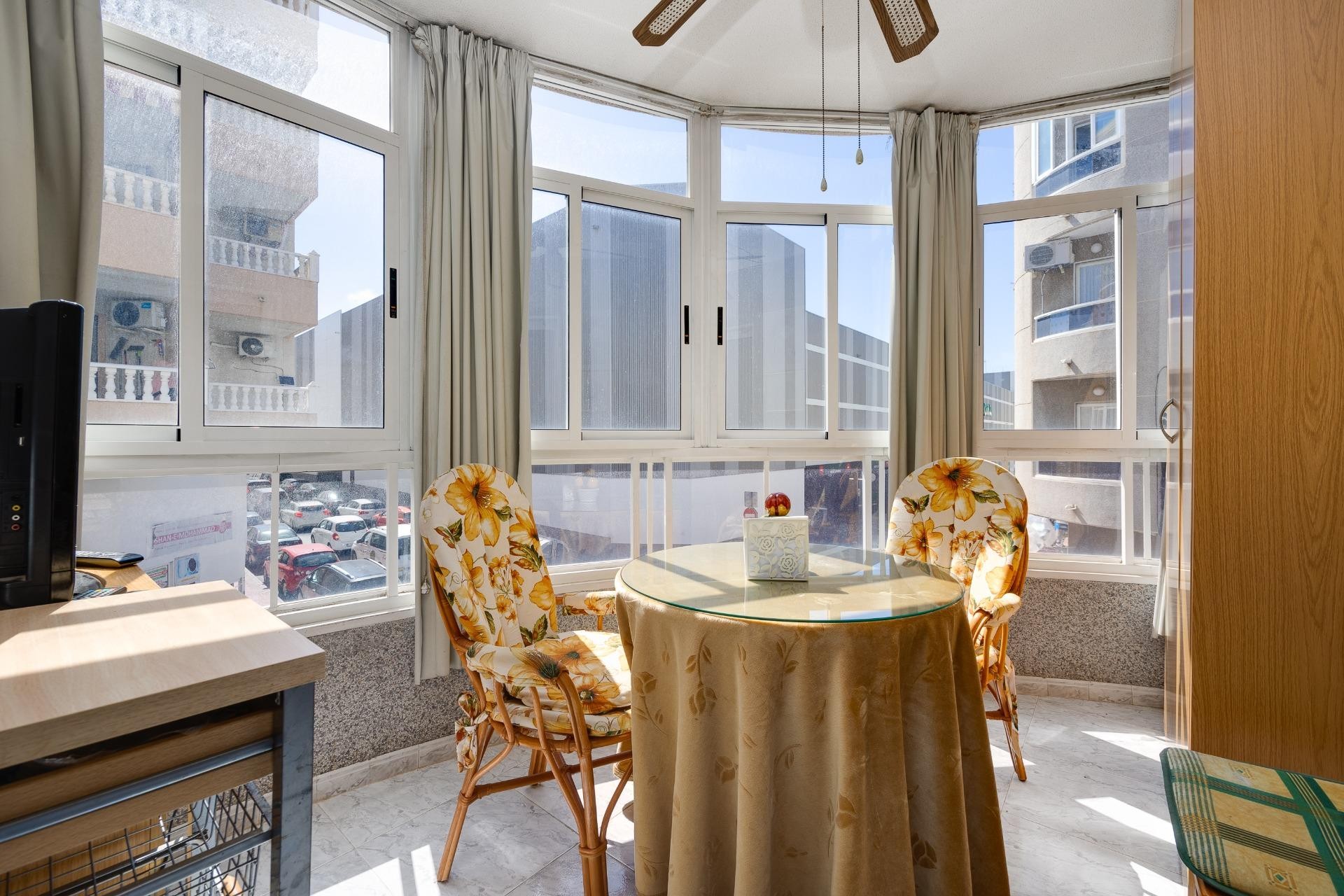 Återförsäljning - Apartment -
Torrevieja - Antonio Machado