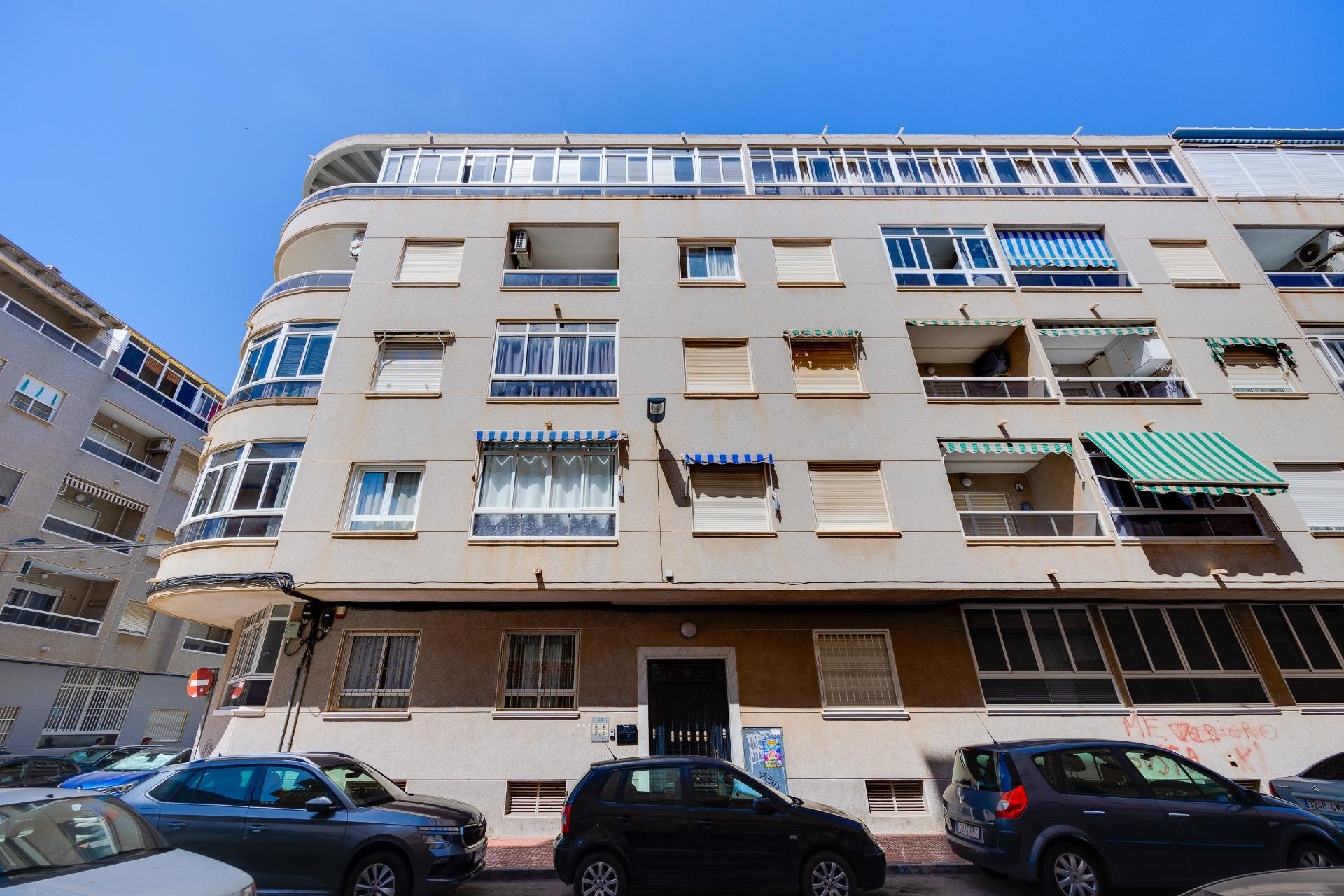 Återförsäljning - Apartment -
Torrevieja - Antonio Machado