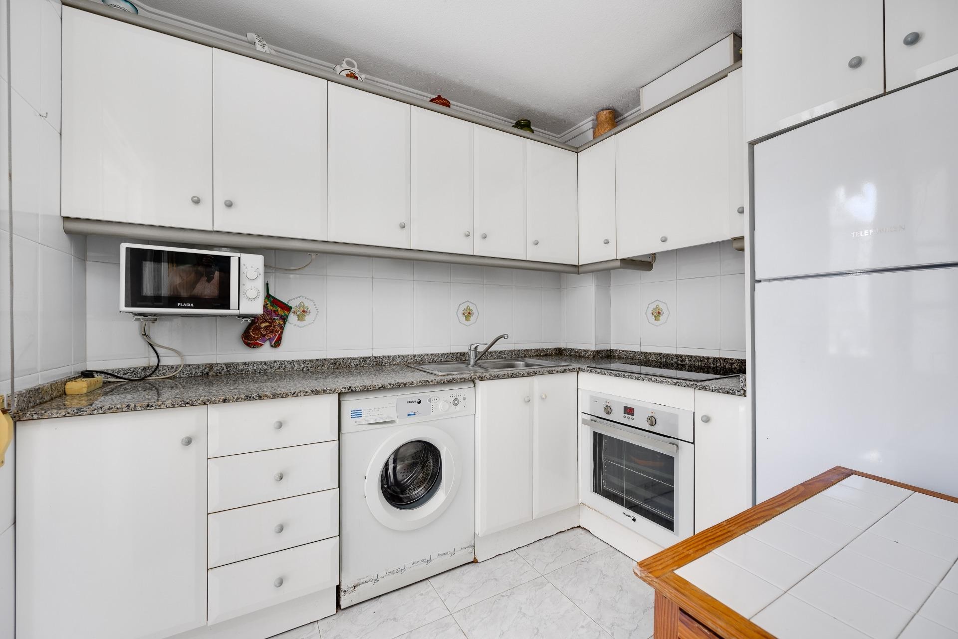 Återförsäljning - Apartment -
Torrevieja - Antonio Machado