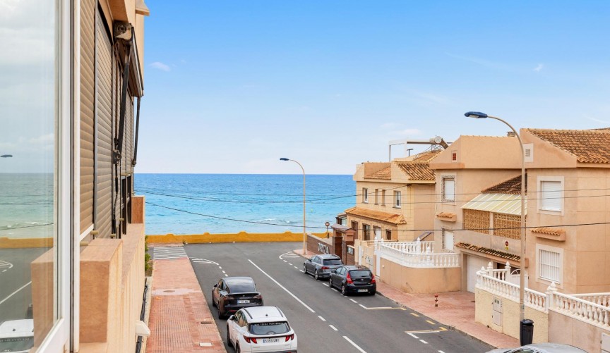 Återförsäljning - Apartment -
Torrevieja - Cabo Cervera