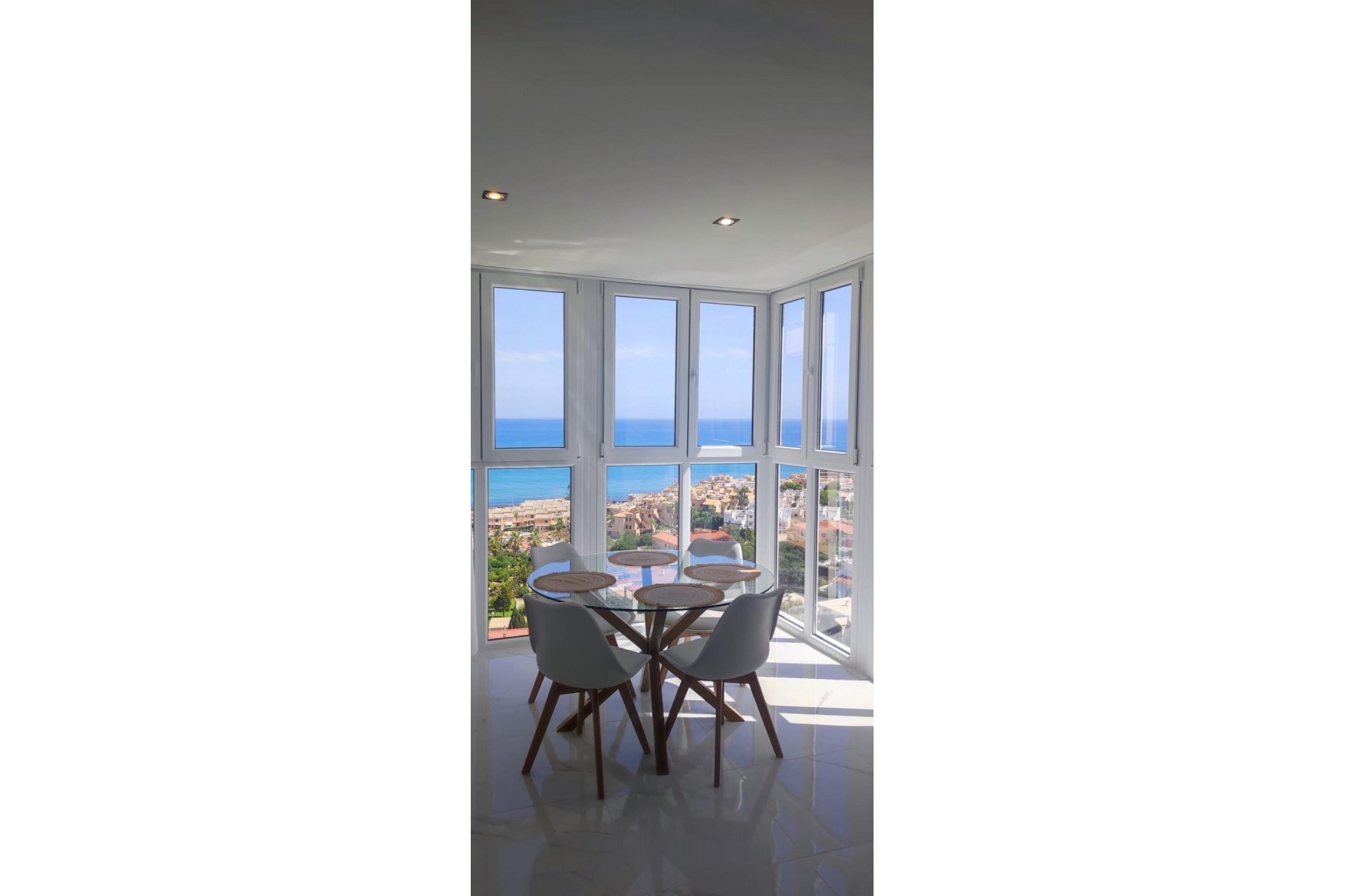 Återförsäljning - Apartment -
Torrevieja - Cabo Cervera