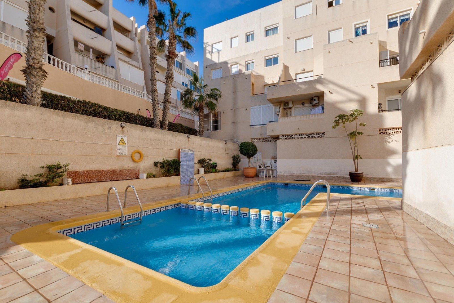 Återförsäljning - Apartment -
Torrevieja - Cabo Cervera