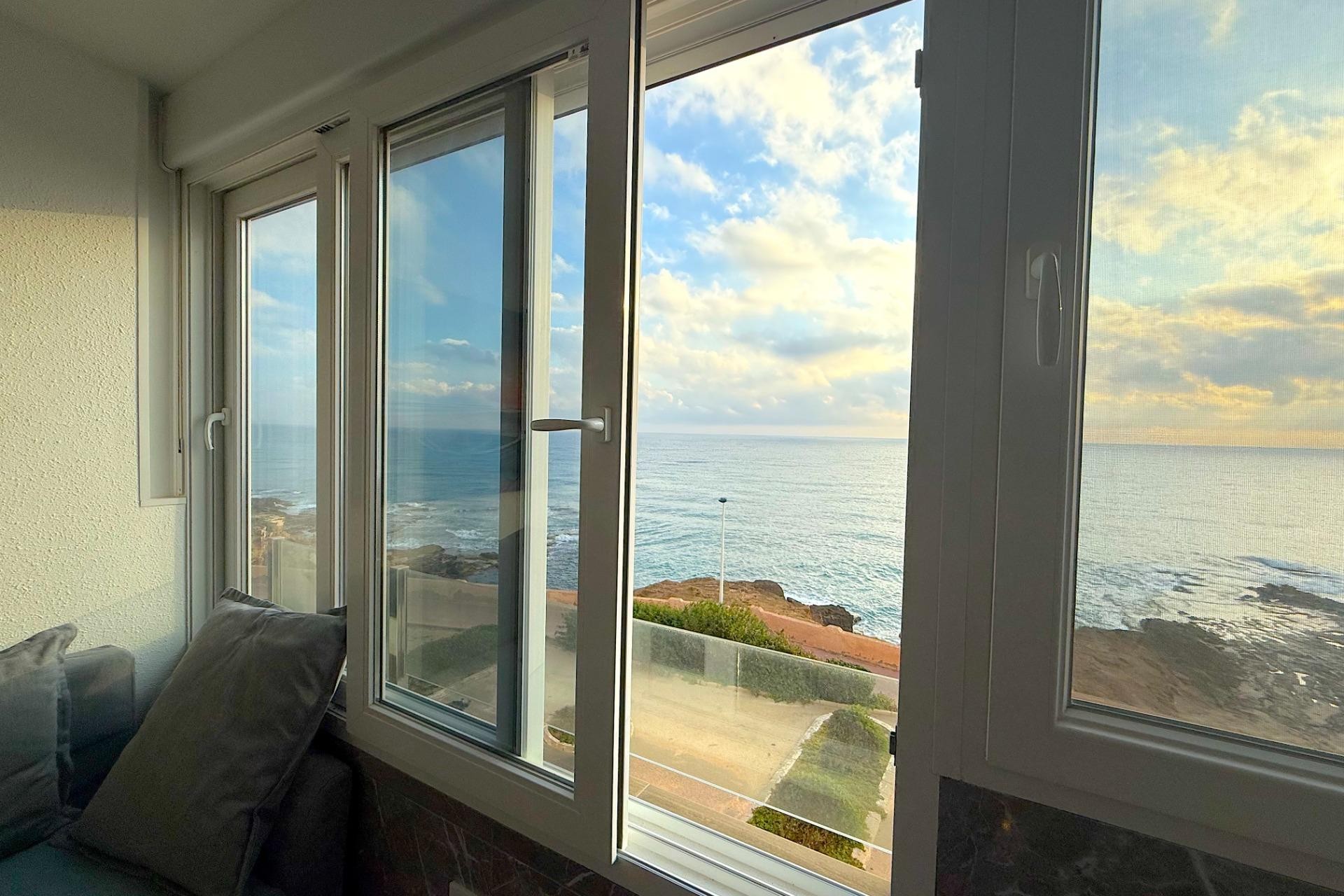 Återförsäljning - Apartment -
Torrevieja - Cabo Cervera