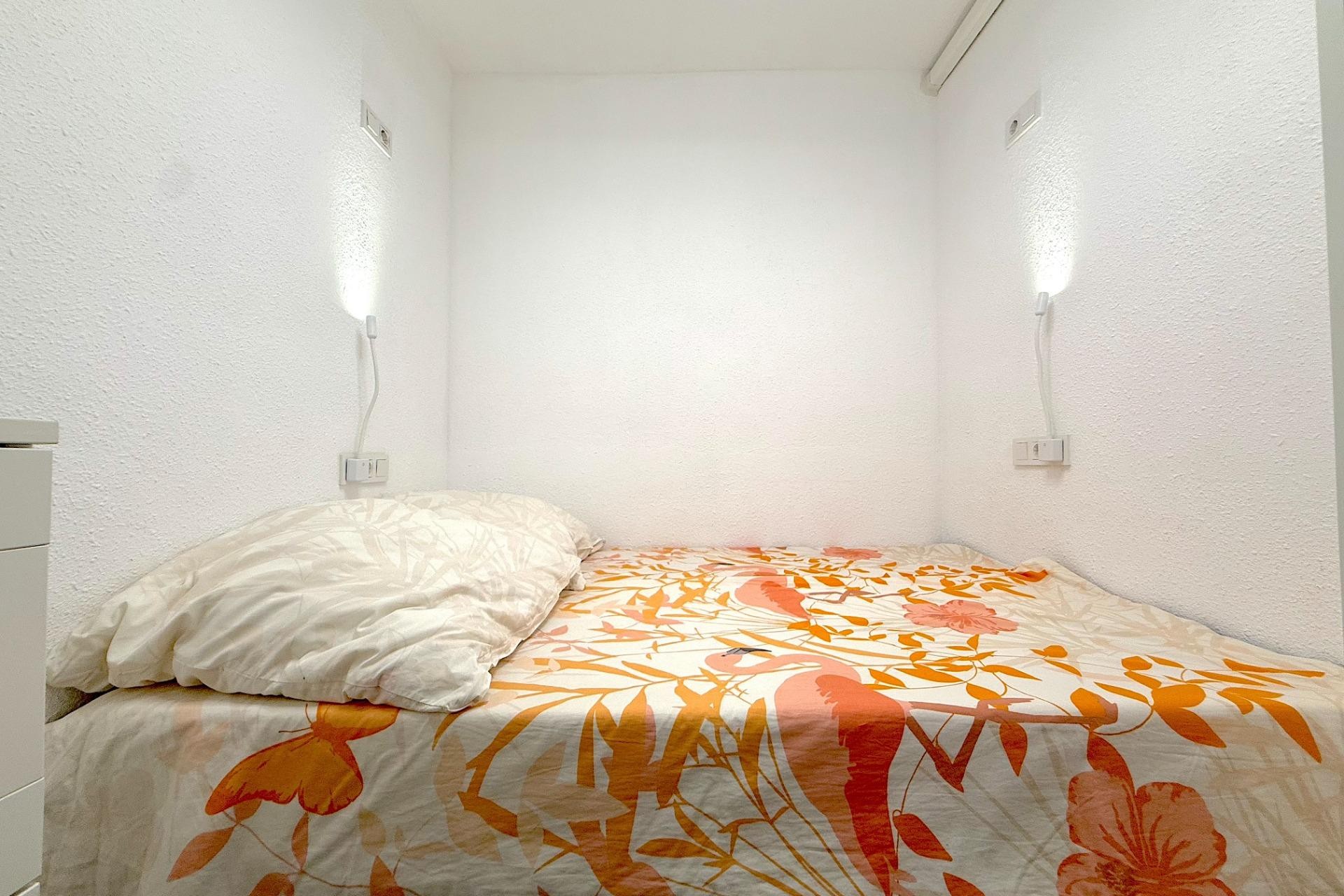 Återförsäljning - Apartment -
Torrevieja - Cabo Cervera