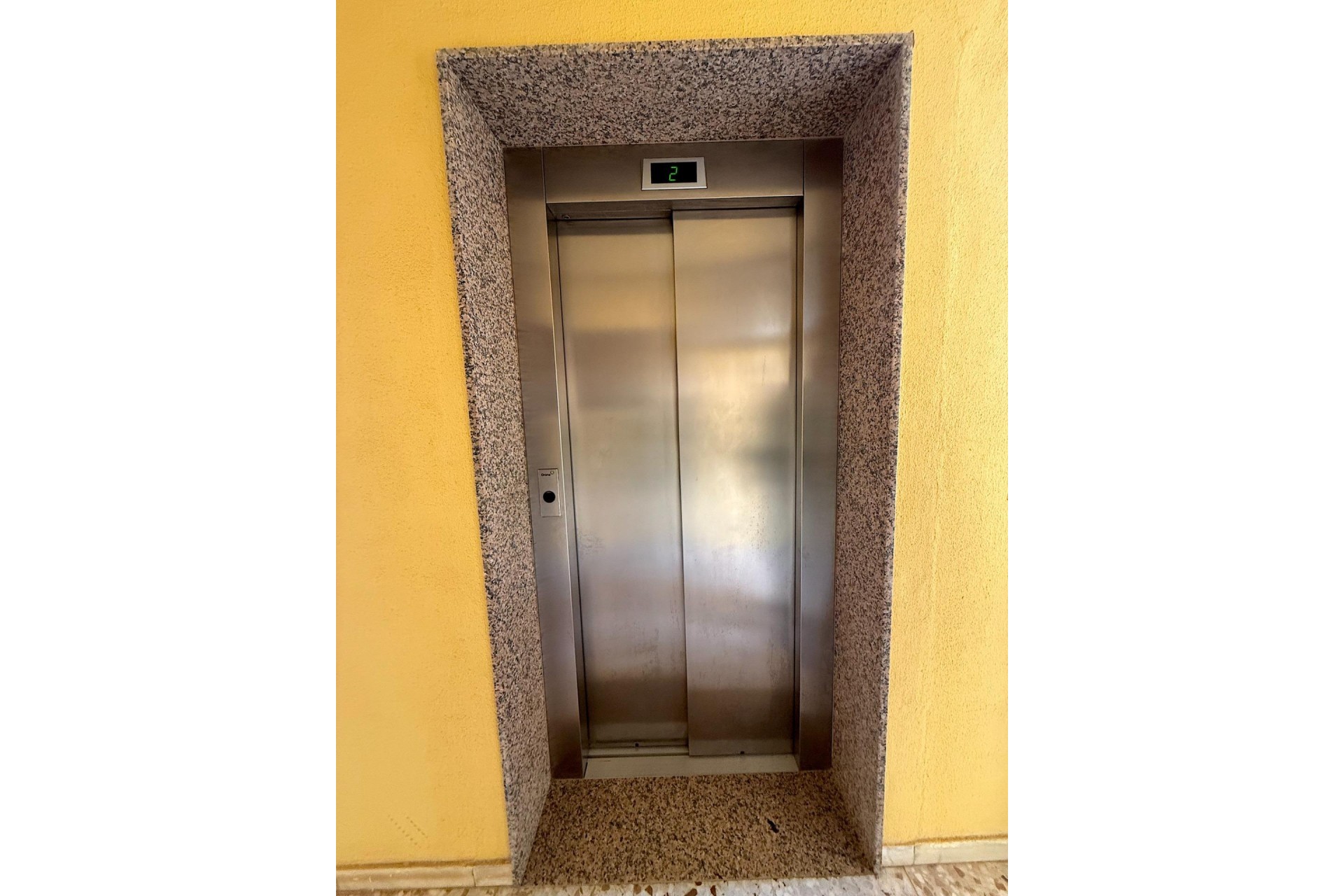 Återförsäljning - Apartment -
Torrevieja - Cabo Cervera