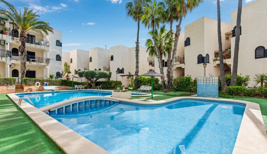 Återförsäljning - Apartment -
Torrevieja - Cabo Cervera