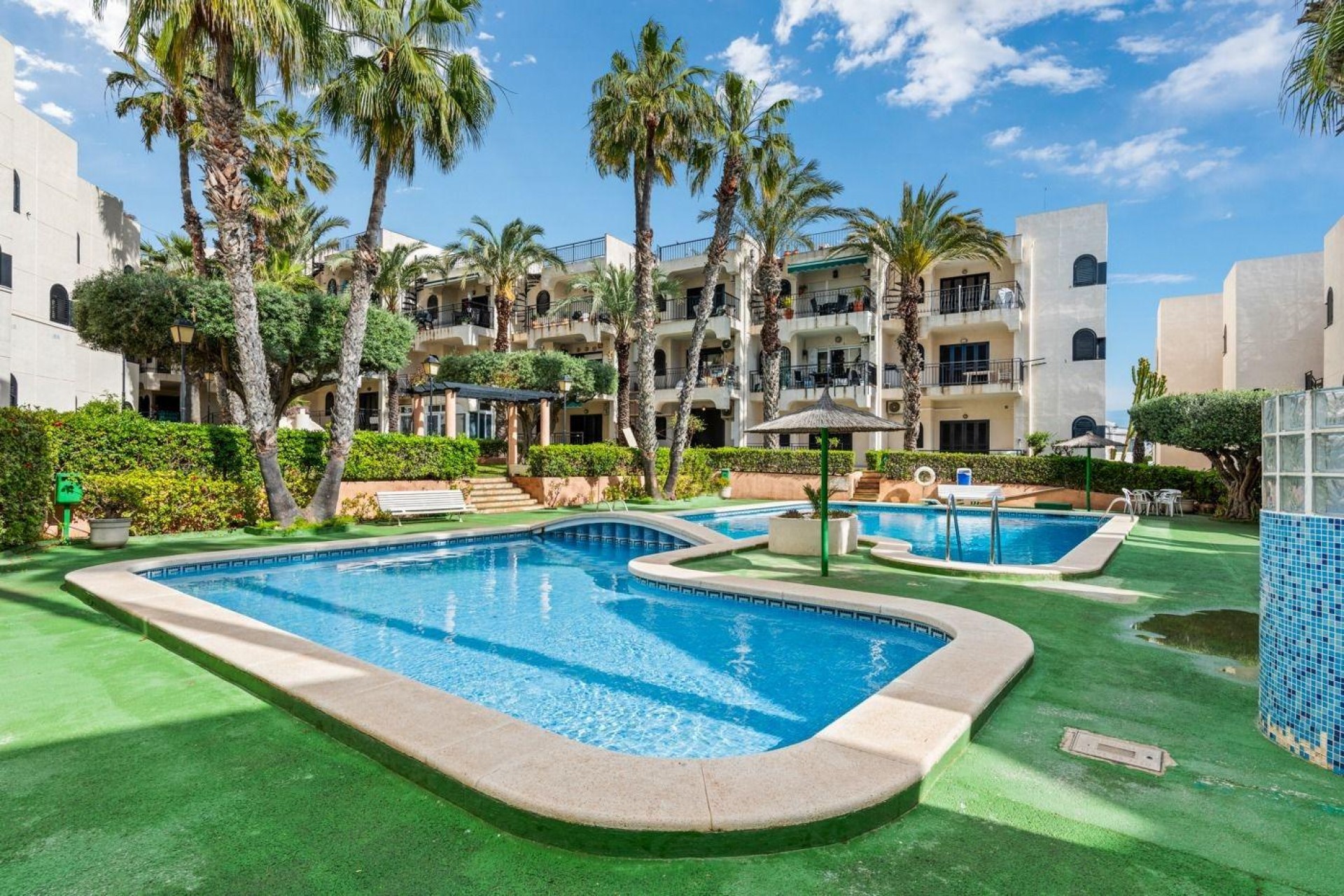 Återförsäljning - Apartment -
Torrevieja - Cabo Cervera