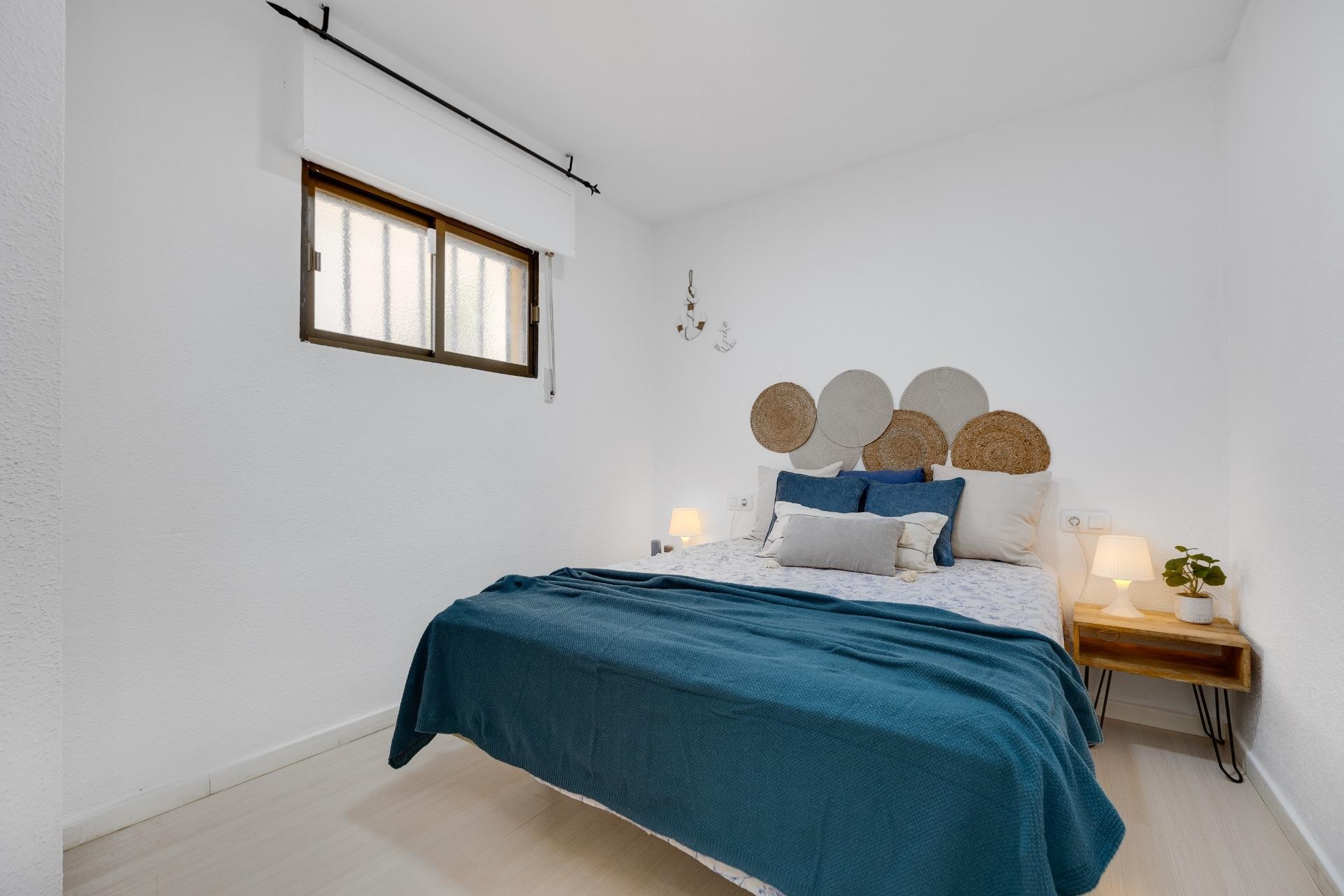 Återförsäljning - Apartment -
Torrevieja - Cabo Cervera