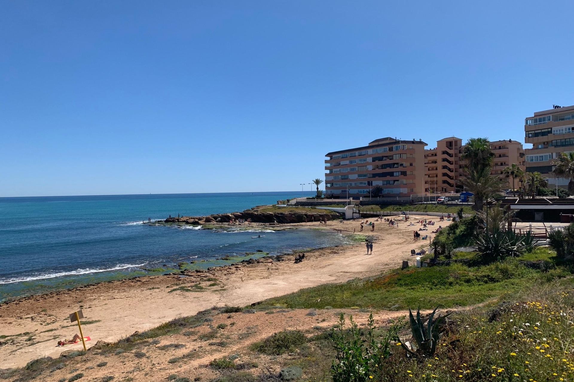 Återförsäljning - Apartment -
Torrevieja - Cabo Cervera