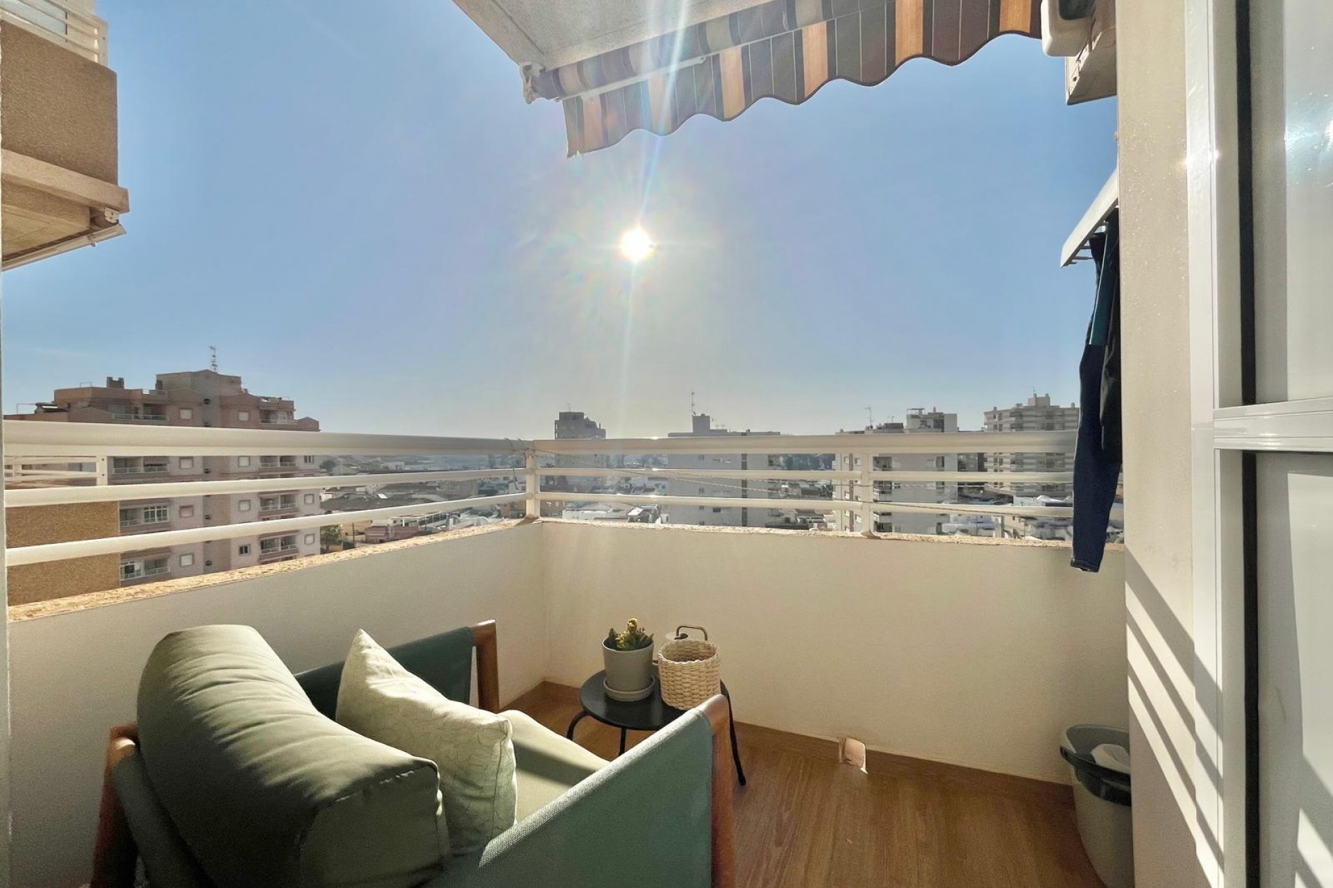Återförsäljning - Apartment -
Torrevieja - Calas Blanca