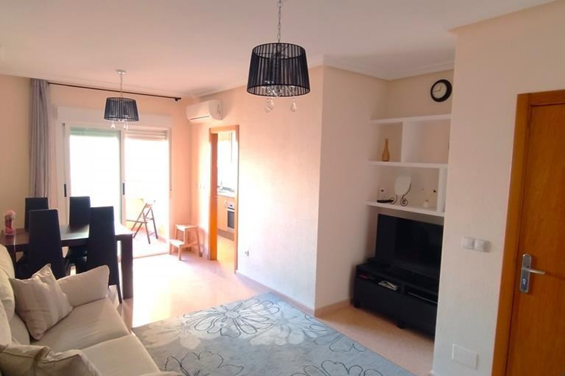 Återförsäljning - Apartment -
Torrevieja - CENTRO CASCO URBANO