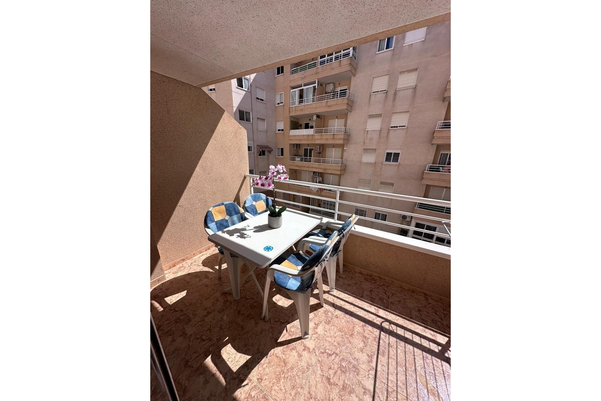 Återförsäljning - Apartment -
Torrevieja - Centro - Muelle Pesquero