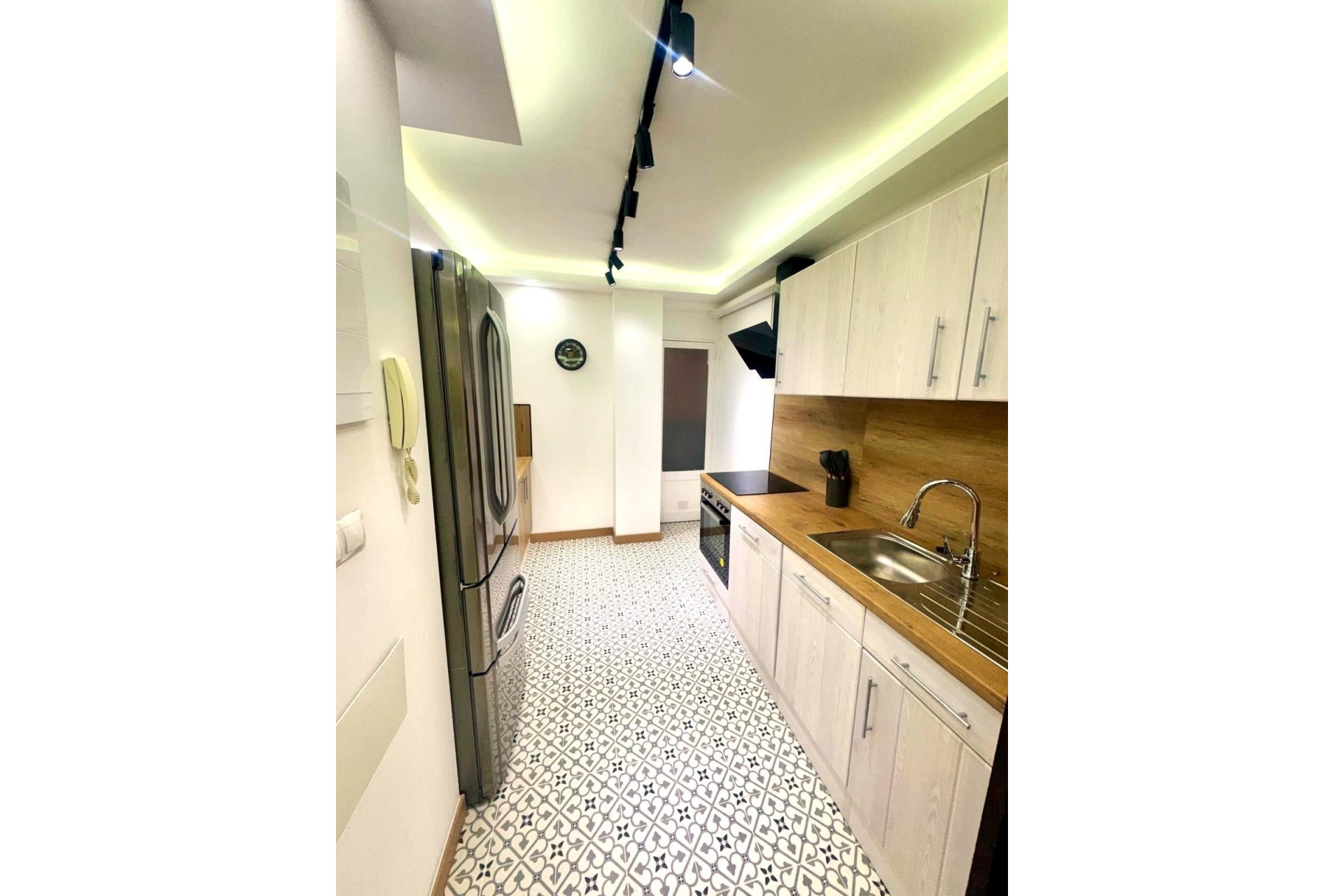 Återförsäljning - Apartment -
Torrevieja - Centro - Muelle Pesquero