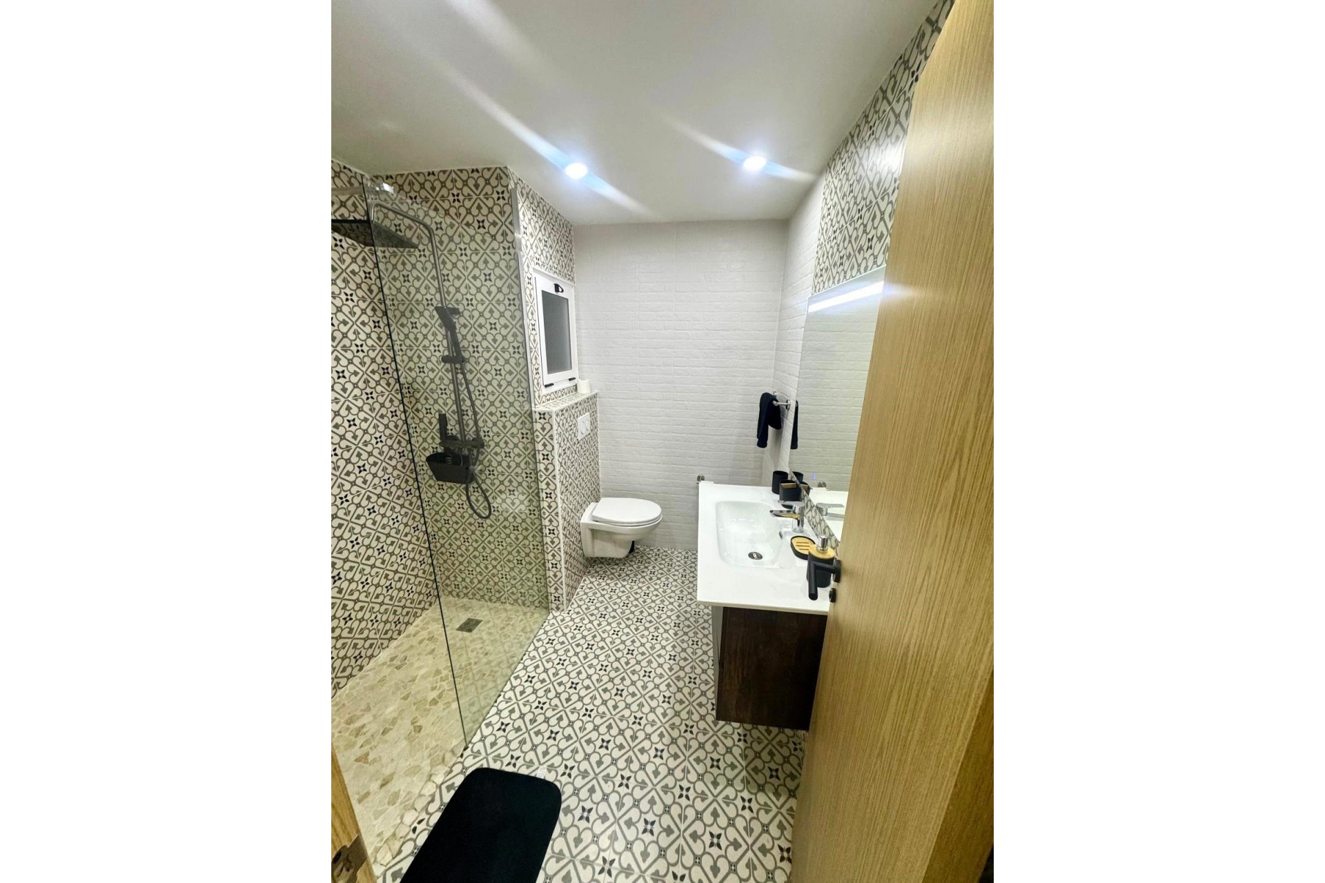 Återförsäljning - Apartment -
Torrevieja - Centro - Muelle Pesquero