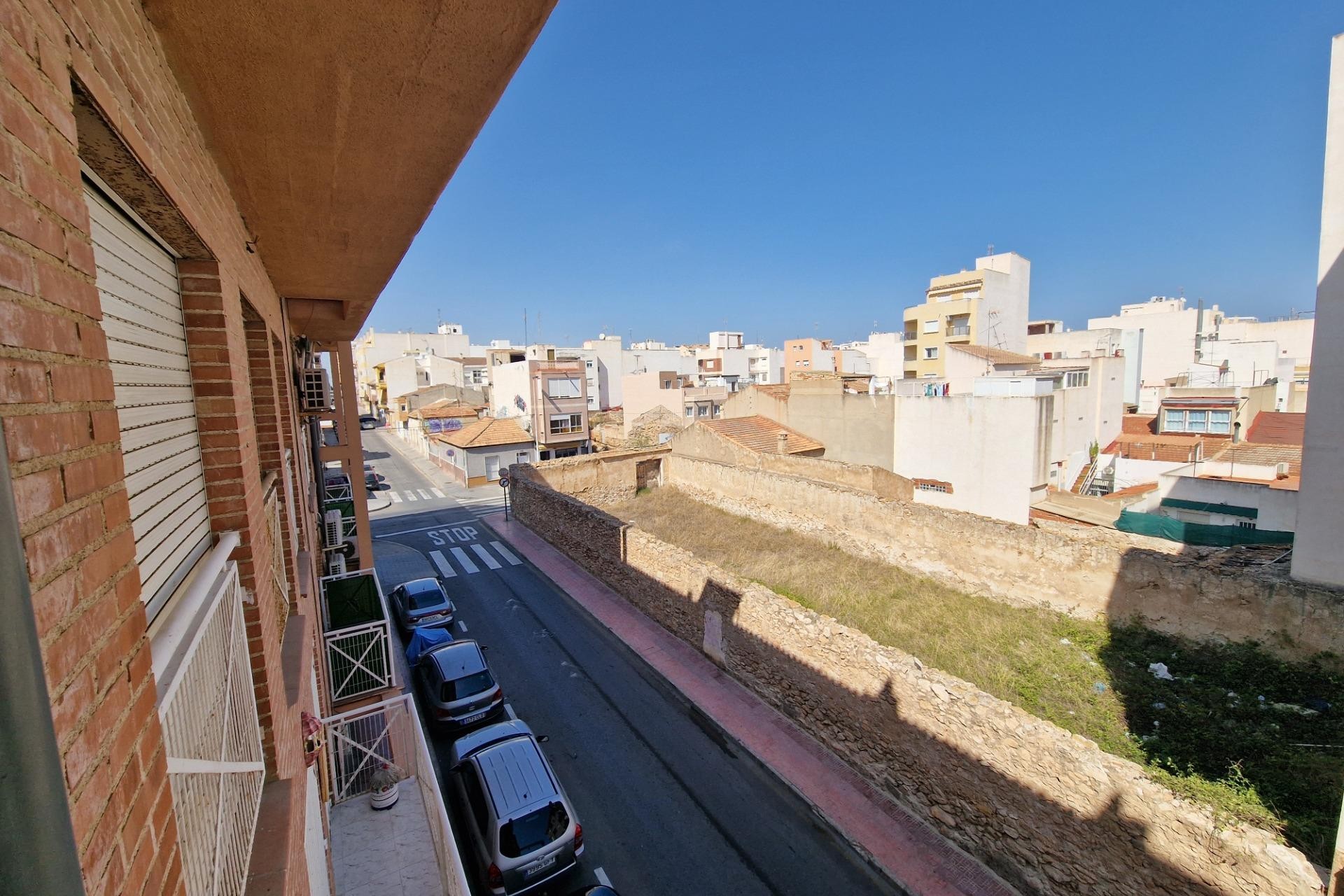 Återförsäljning - Apartment -
Torrevieja - Centro