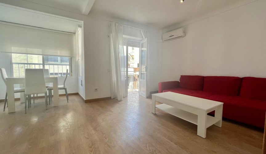 Återförsäljning - Apartment -
Torrevieja - Centro