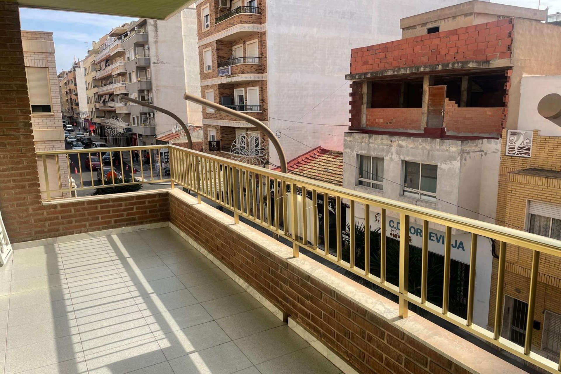 Återförsäljning - Apartment -
Torrevieja - Centro