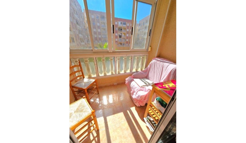 Återförsäljning - Apartment -
Torrevieja - Centro