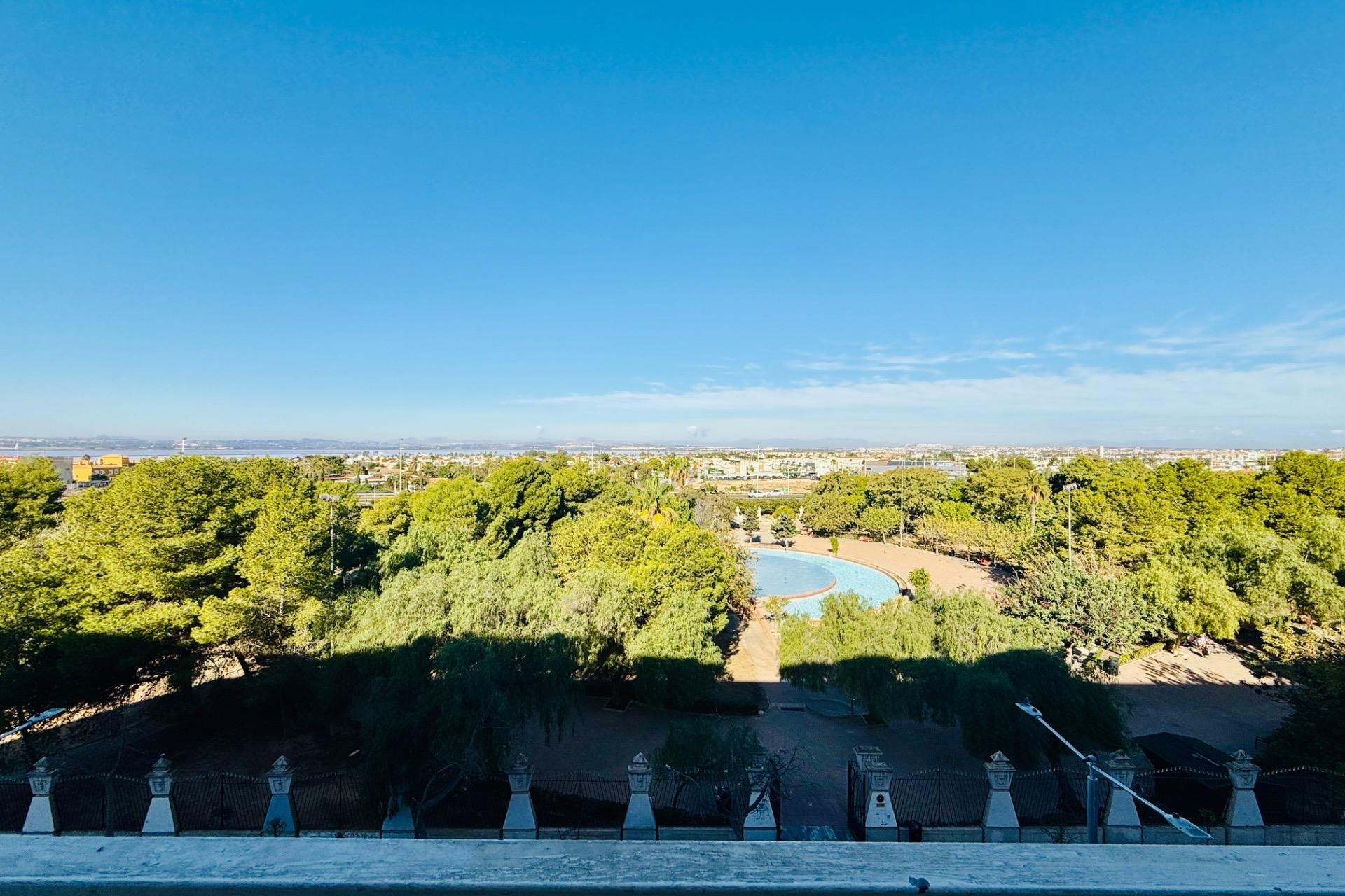 Återförsäljning - Apartment -
Torrevieja - Centro