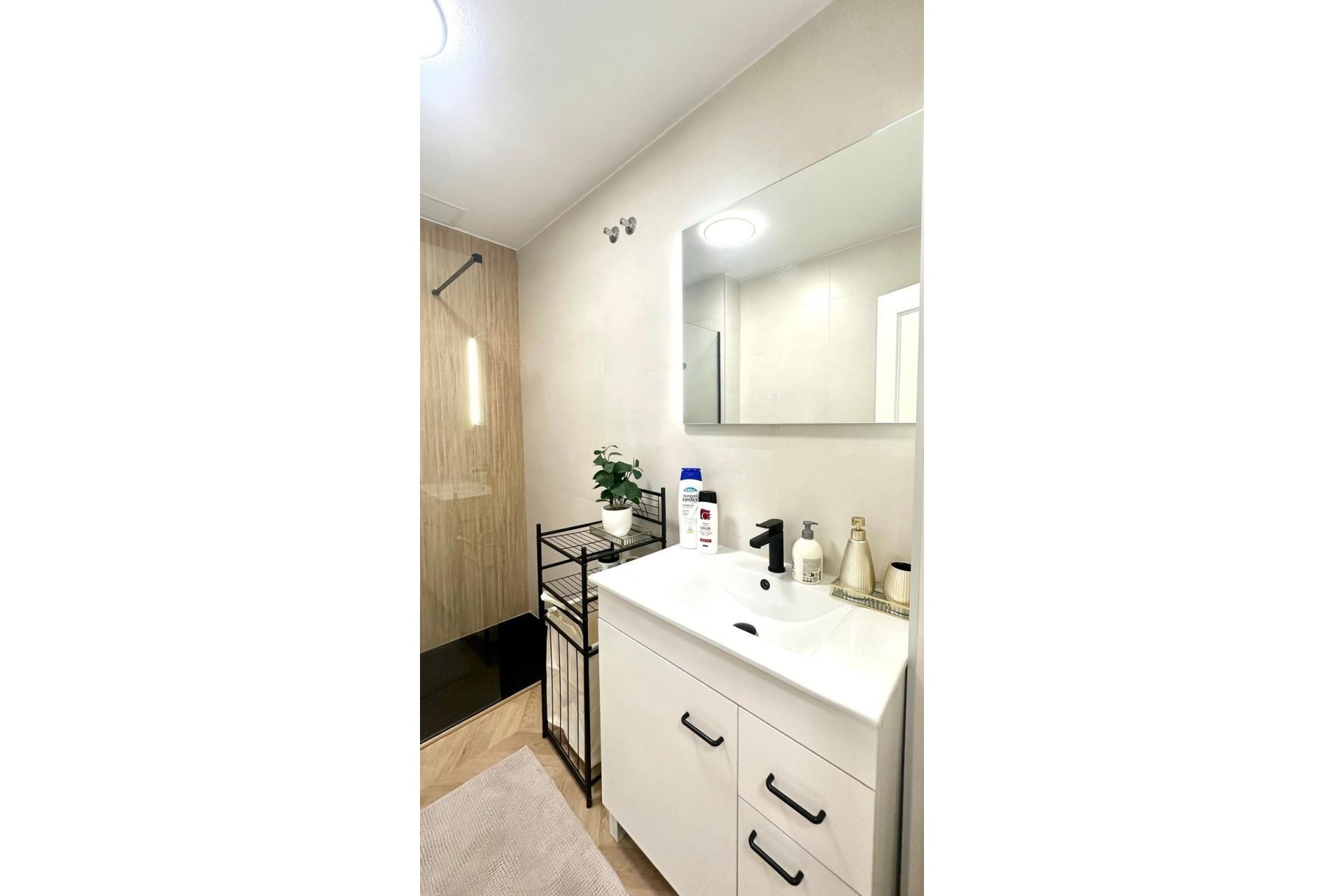 Återförsäljning - Apartment -
Torrevieja - Centro