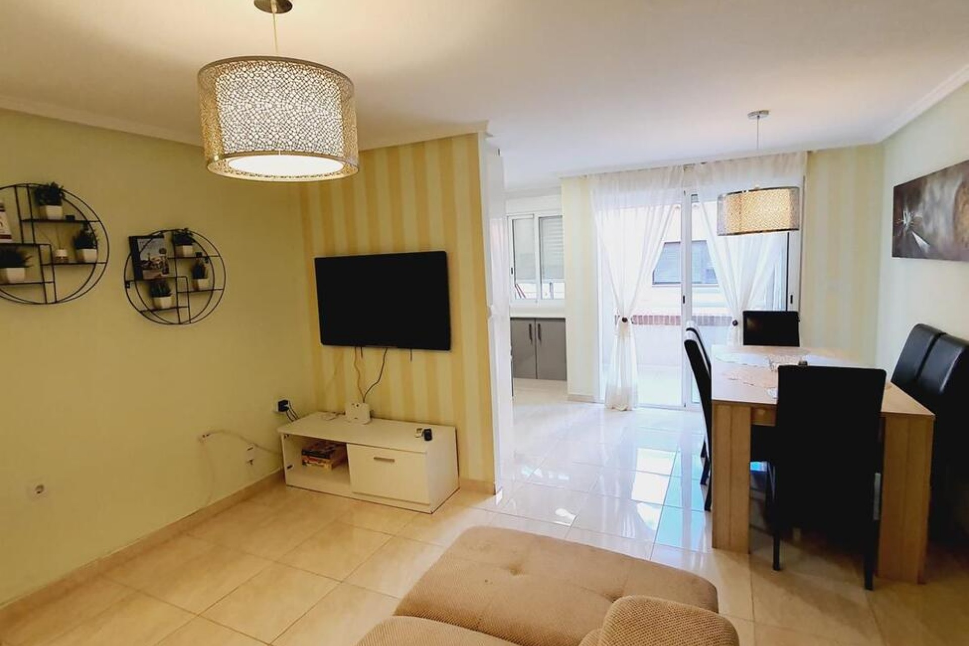 Återförsäljning - Apartment -
Torrevieja - Centro