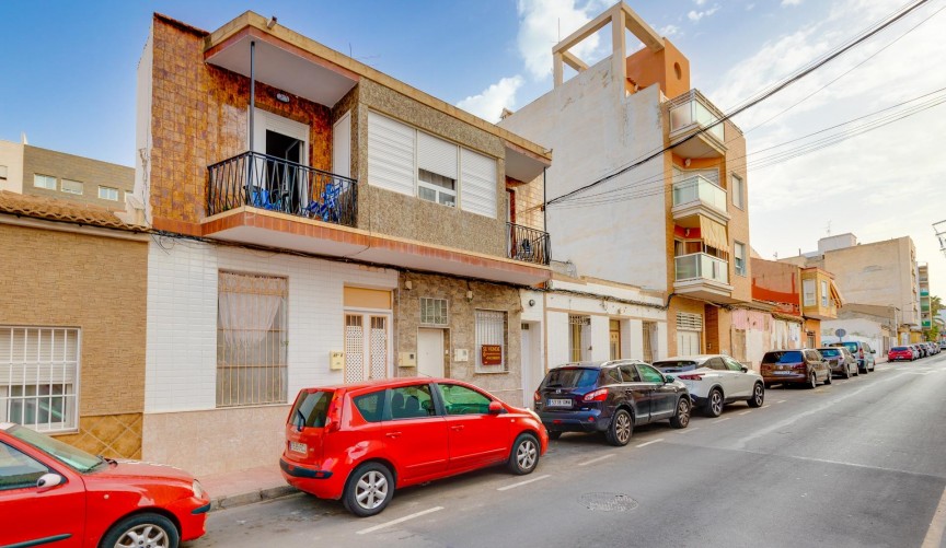 Återförsäljning - Apartment -
Torrevieja - Centro