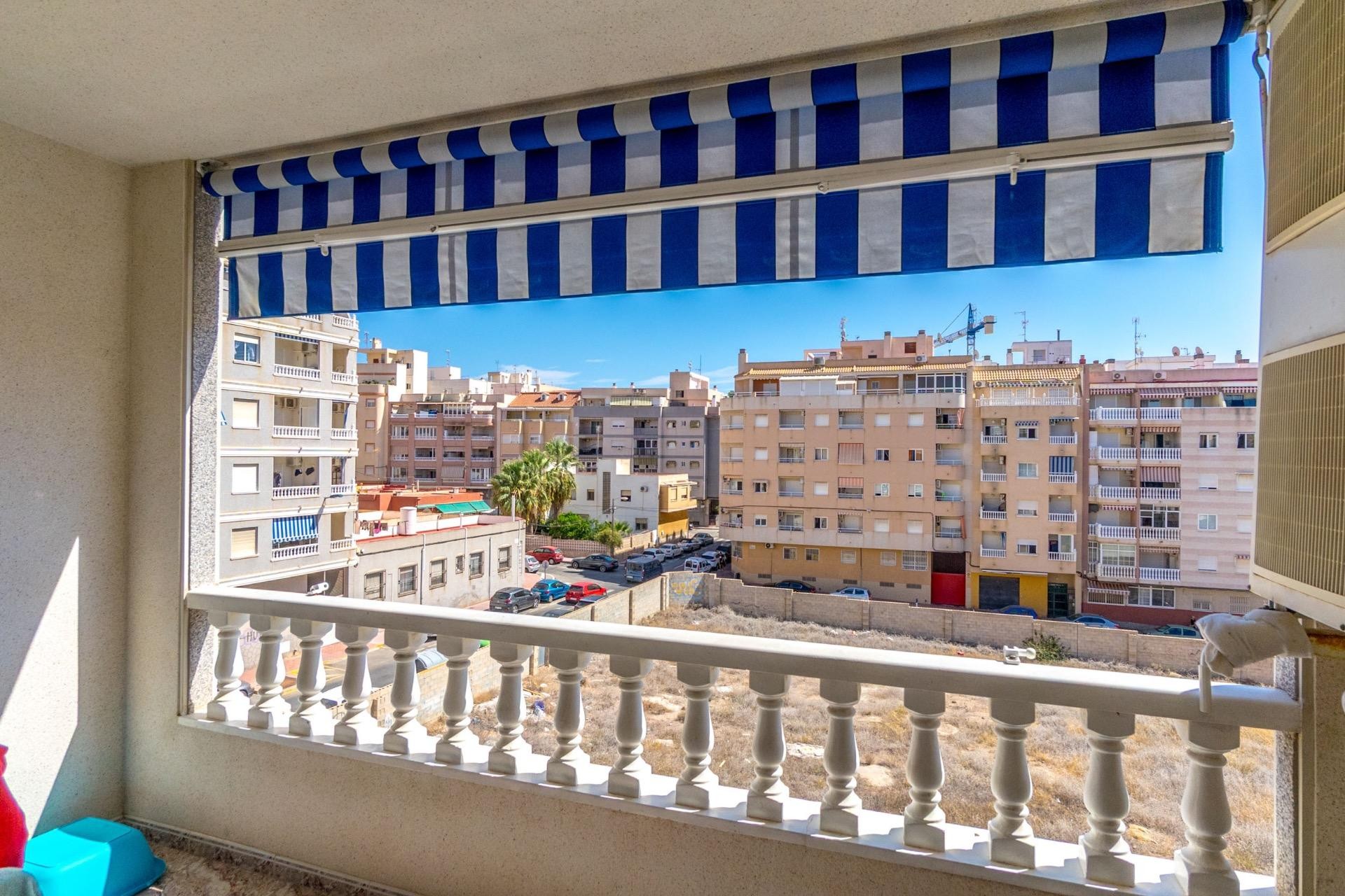 Återförsäljning - Apartment -
Torrevieja - Centro
