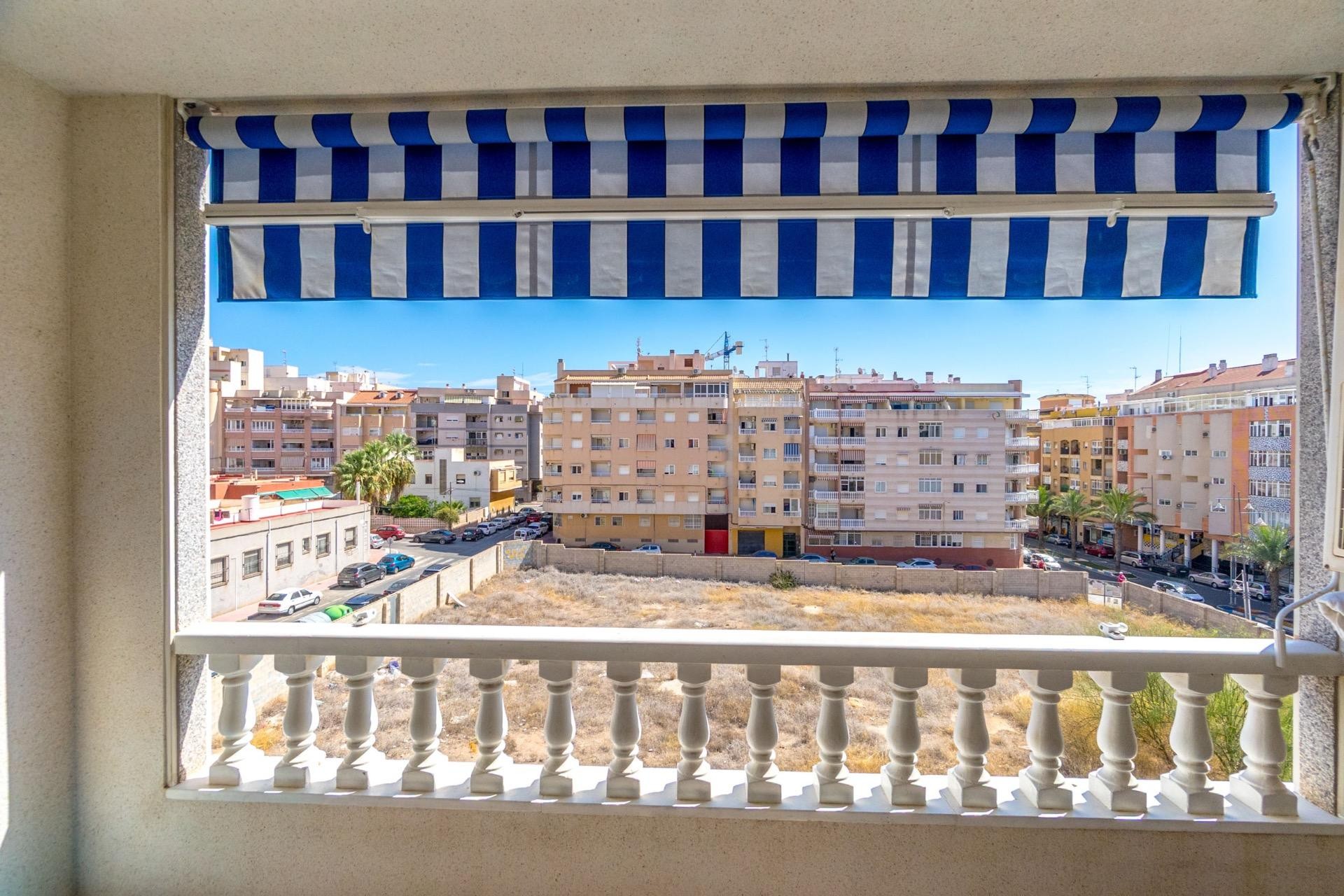 Återförsäljning - Apartment -
Torrevieja - Centro