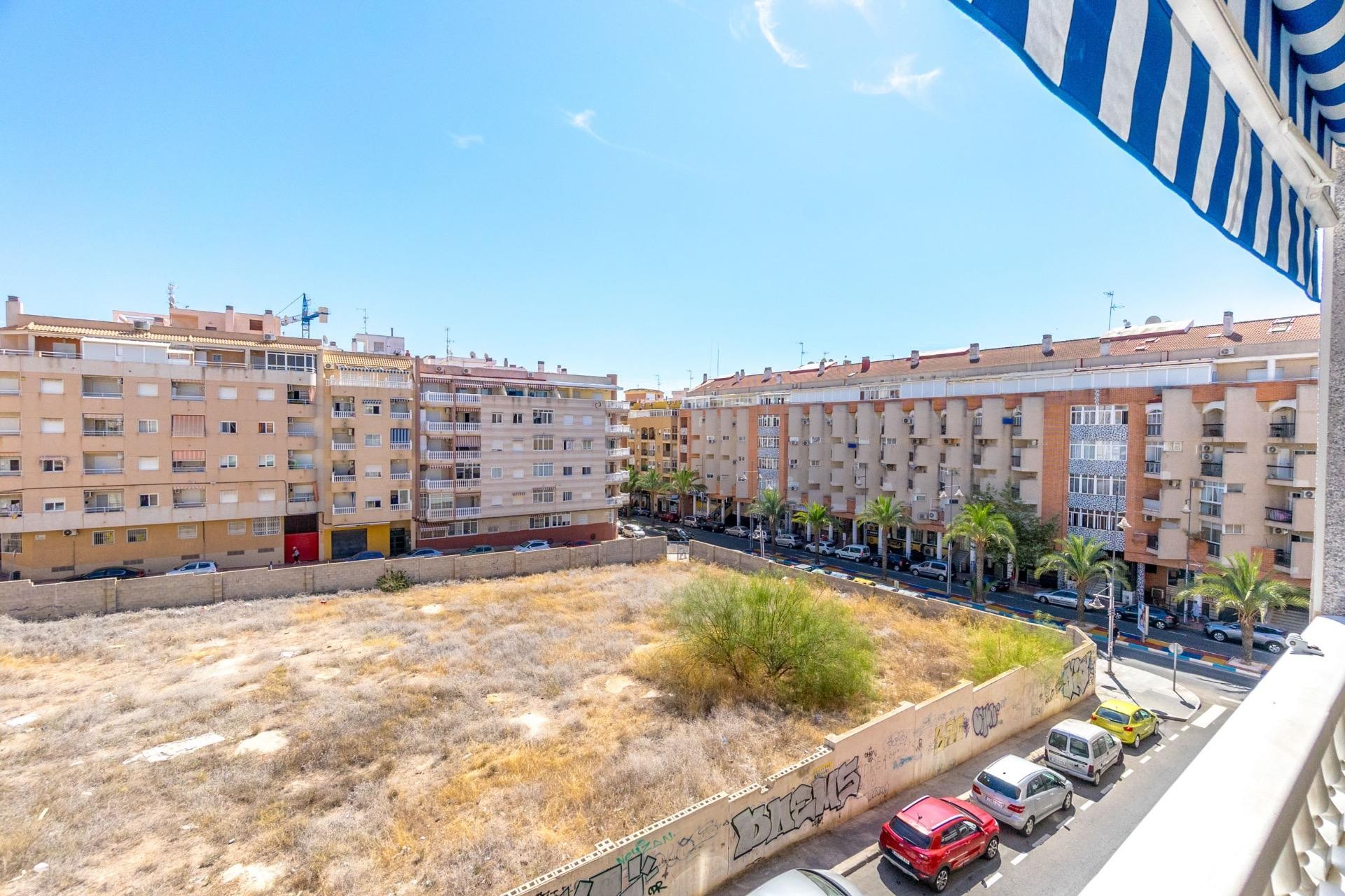 Återförsäljning - Apartment -
Torrevieja - Centro