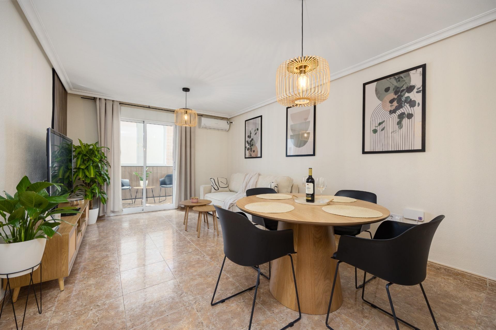 Återförsäljning - Apartment -
Torrevieja - Centro