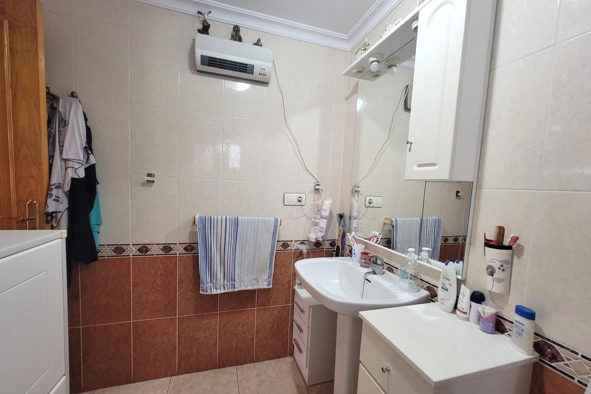 Återförsäljning - Apartment -
Torrevieja - Centro