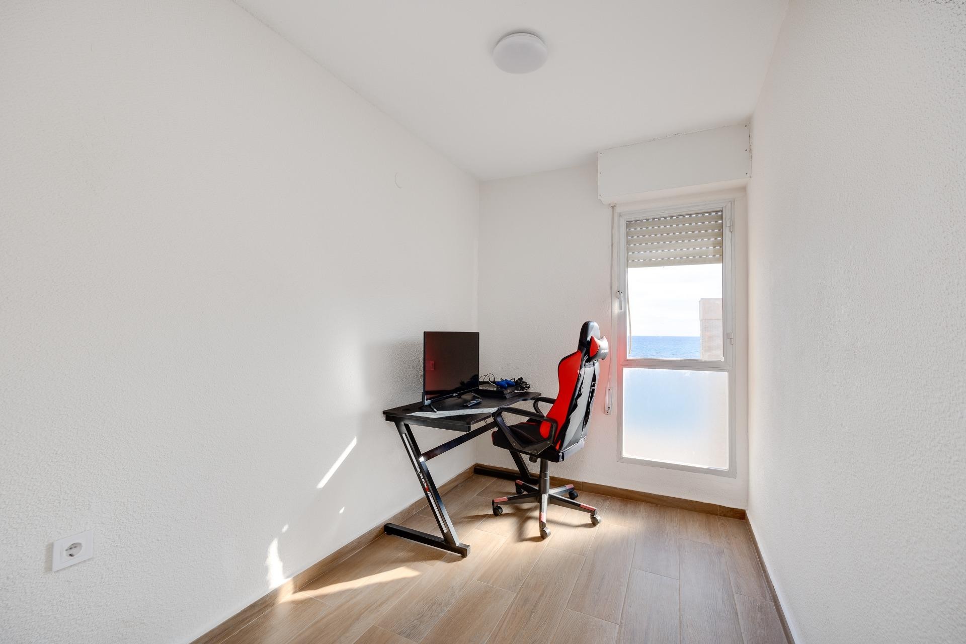 Återförsäljning - Apartment -
Torrevieja - Centro