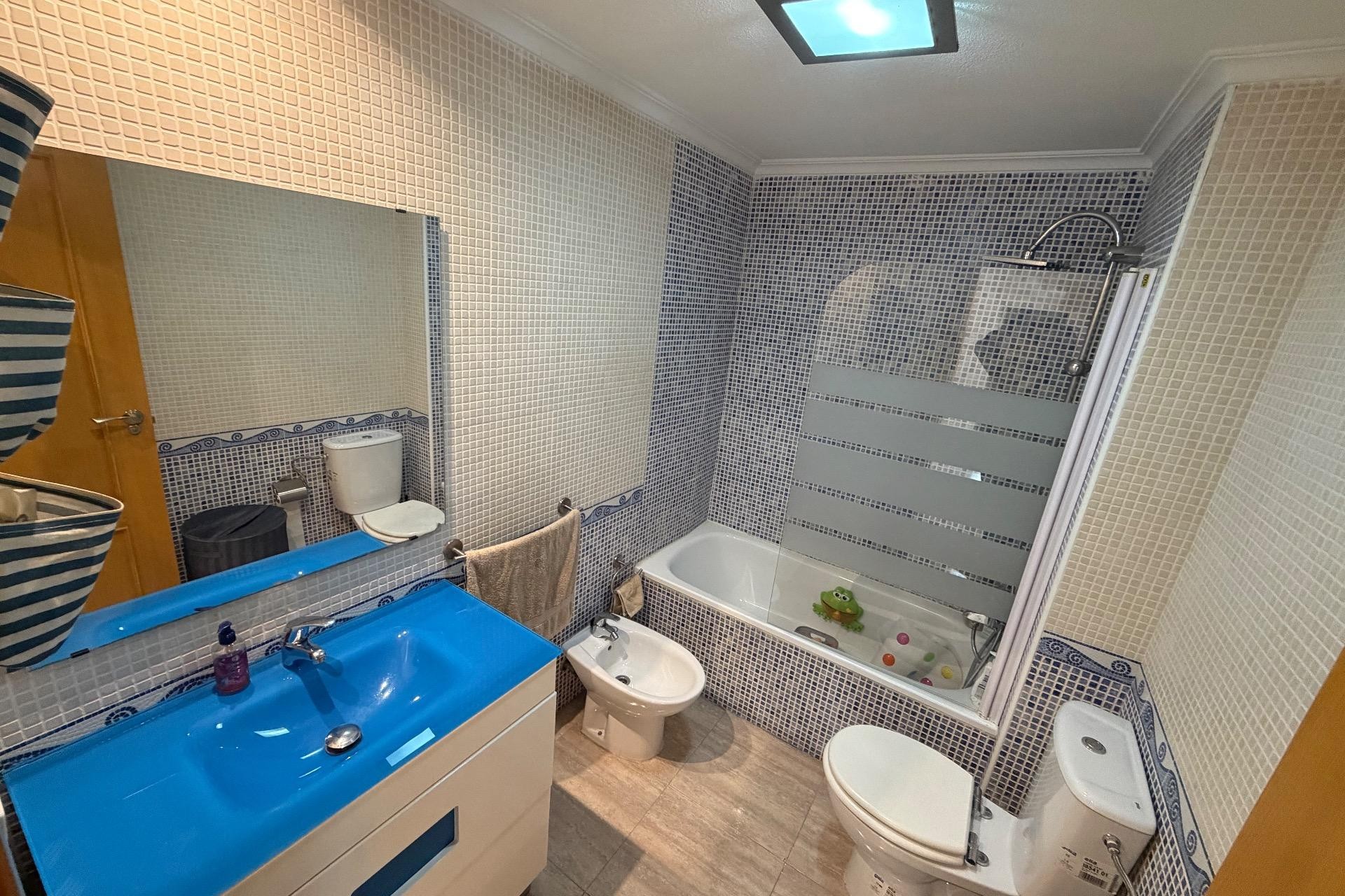 Återförsäljning - Apartment -
Torrevieja - Centro