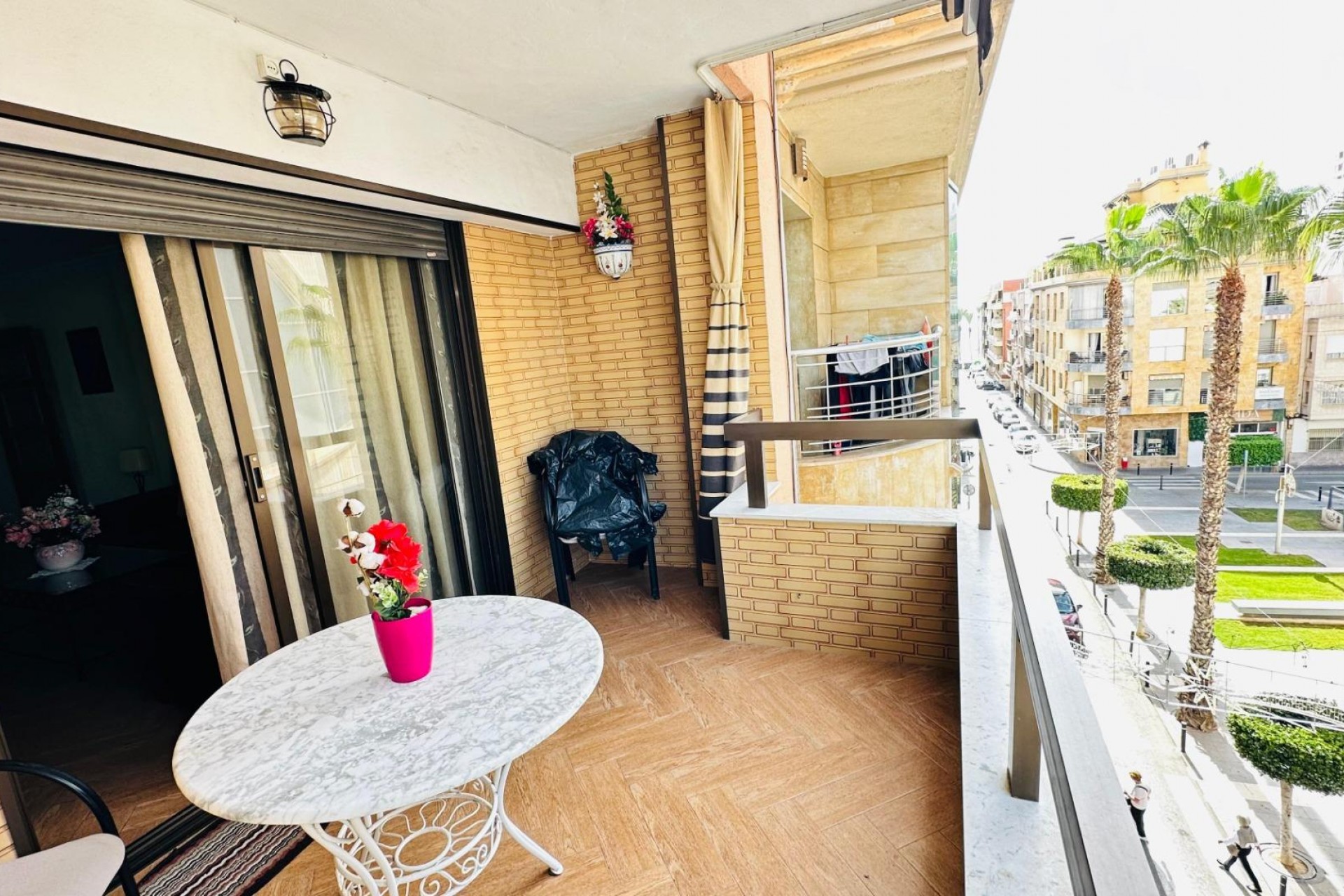 Återförsäljning - Apartment -
Torrevieja - Centro