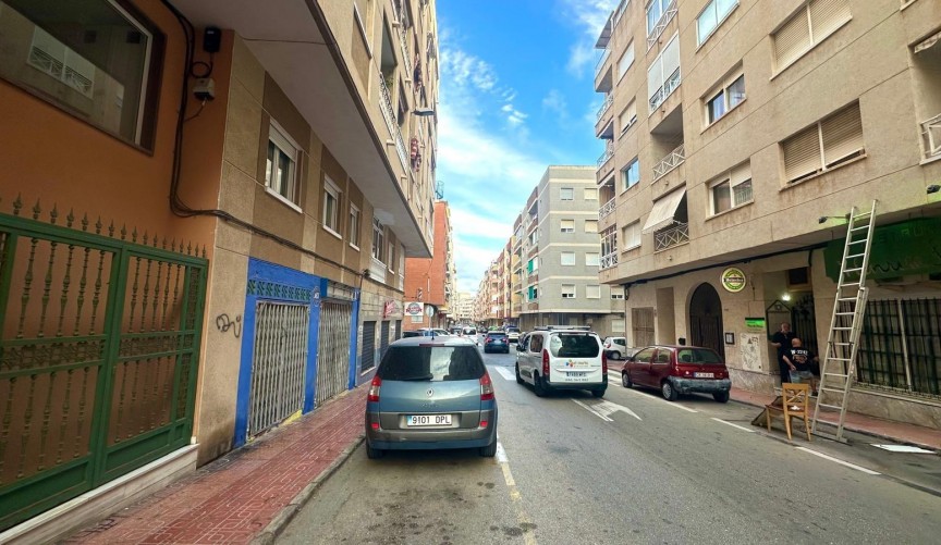 Återförsäljning - Apartment -
Torrevieja - Centro