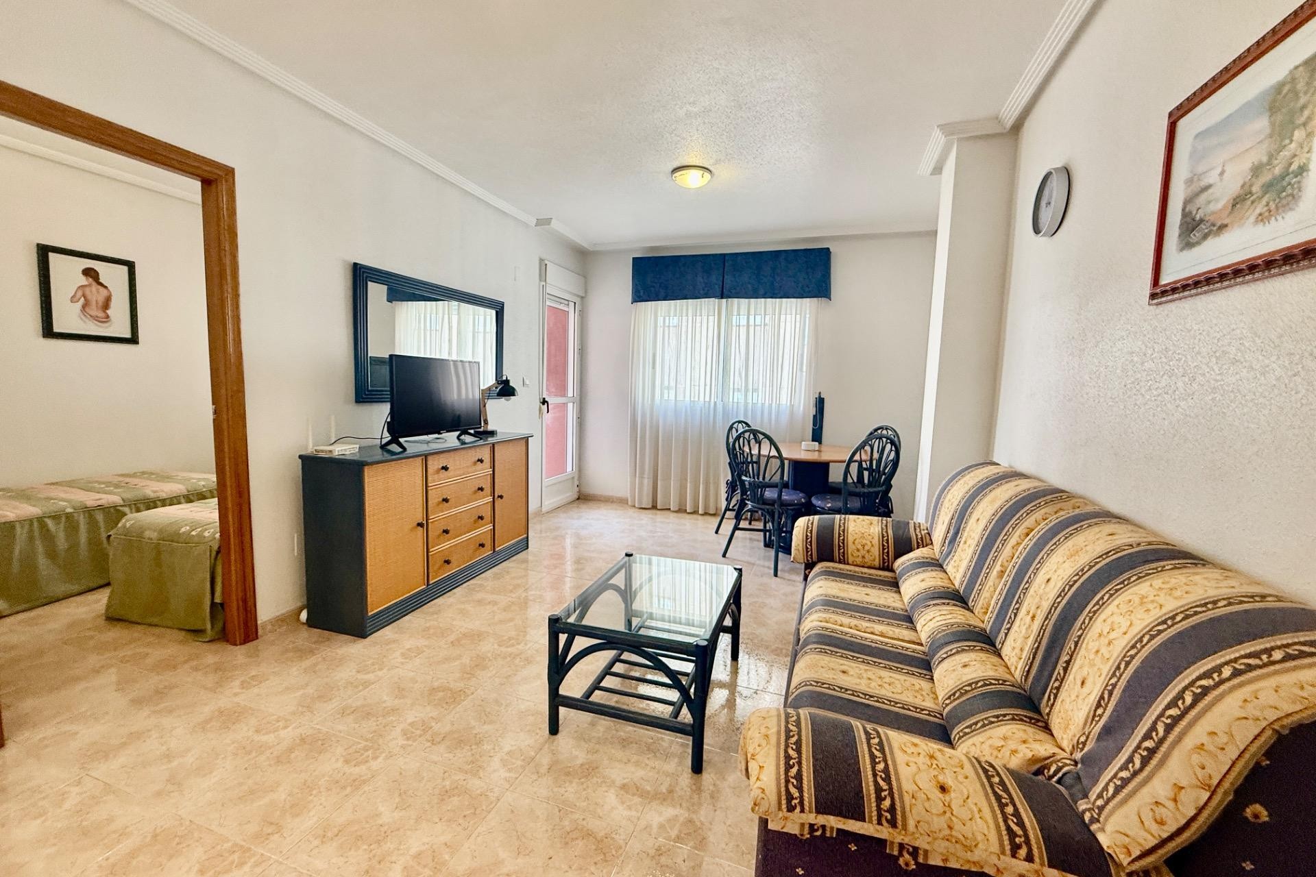 Återförsäljning - Apartment -
Torrevieja - Centro