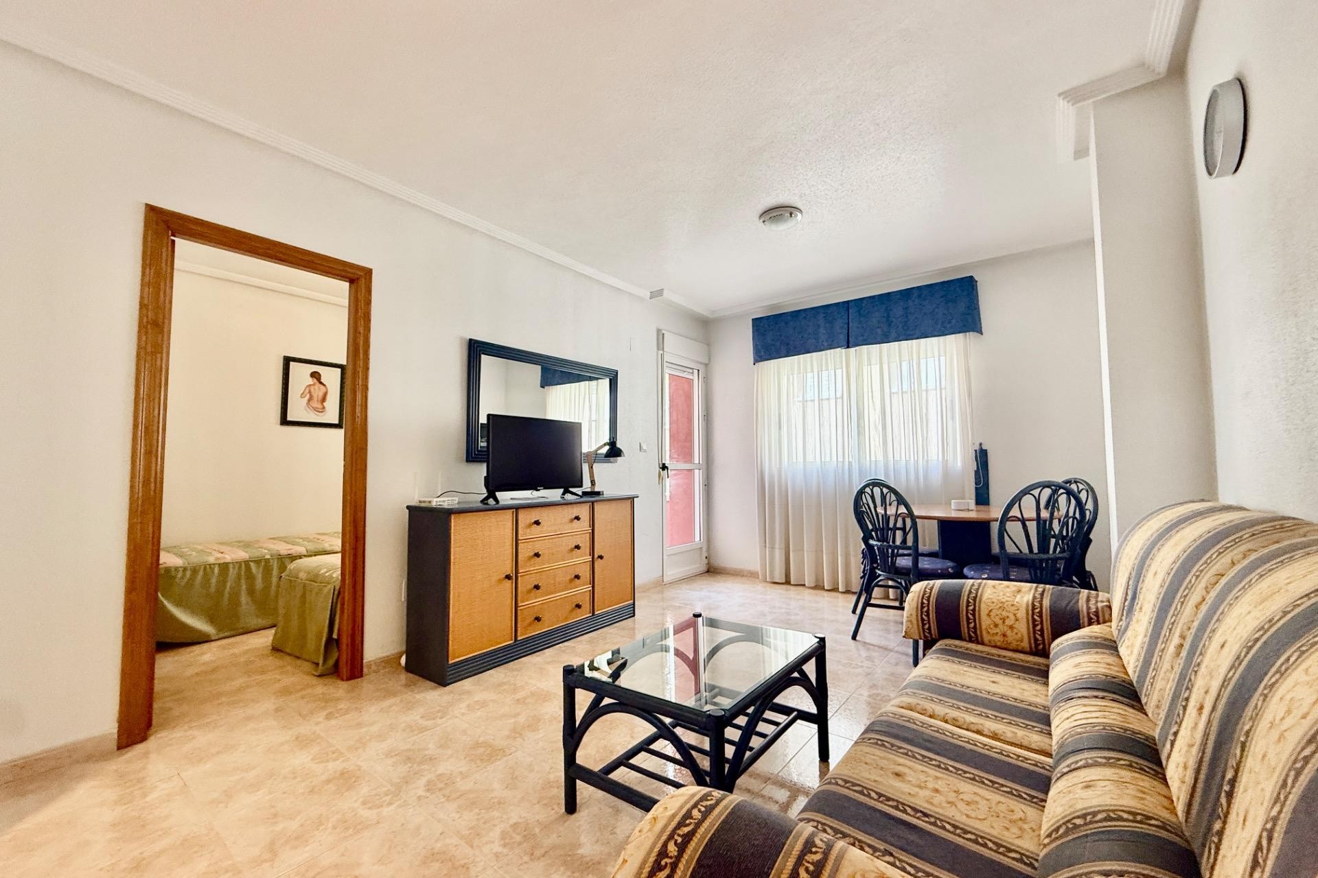 Återförsäljning - Apartment -
Torrevieja - Centro