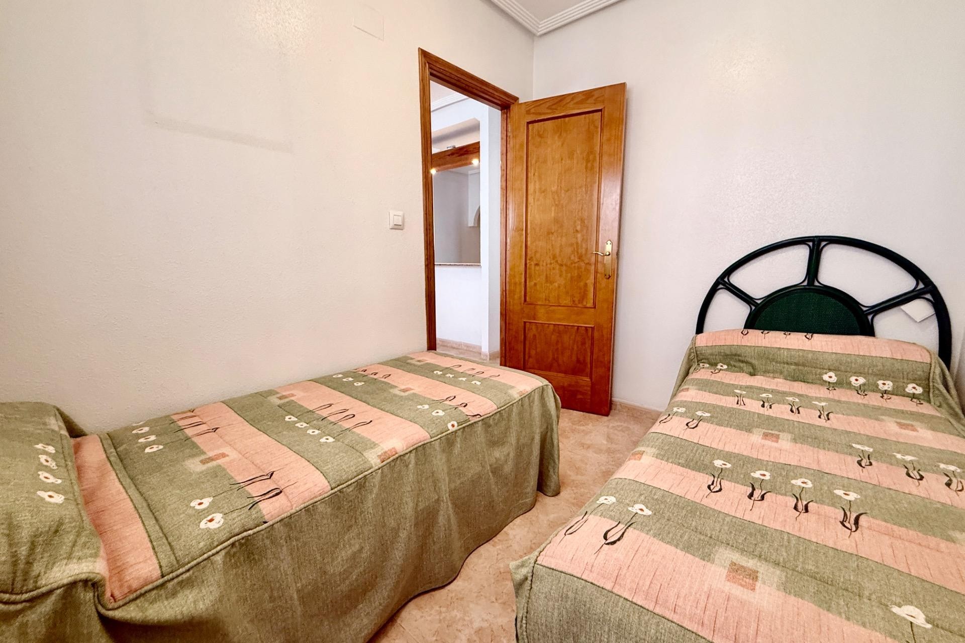 Återförsäljning - Apartment -
Torrevieja - Centro