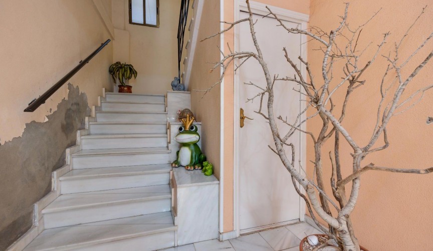 Återförsäljning - Apartment -
Torrevieja - Centro